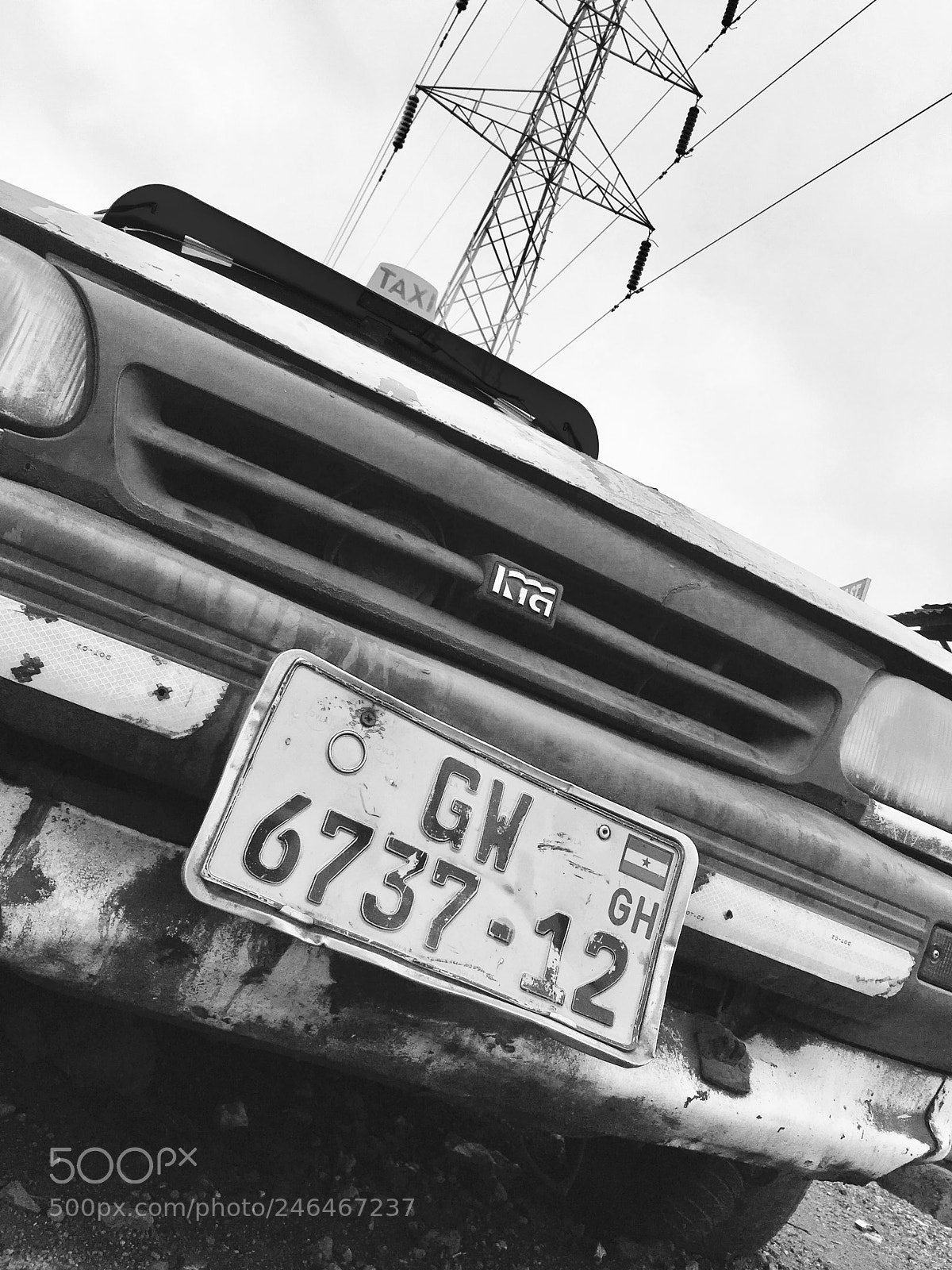 Apple iPhone SE sample photo. Old taxi photography