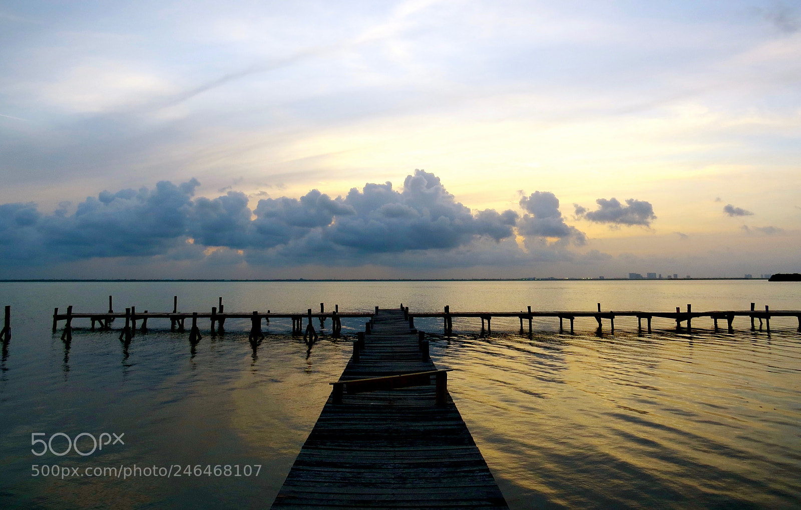 Canon PowerShot SX50 HS sample photo. Muelle a la luz photography
