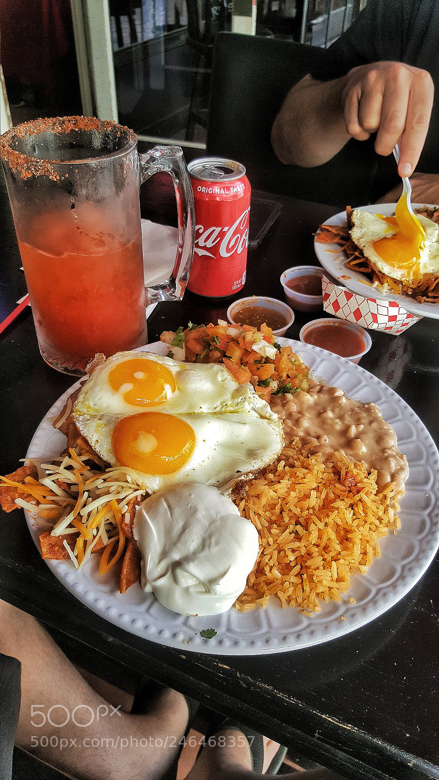 Samsung Galaxy Note5 sample photo. Chiliquiles and cocktails photography