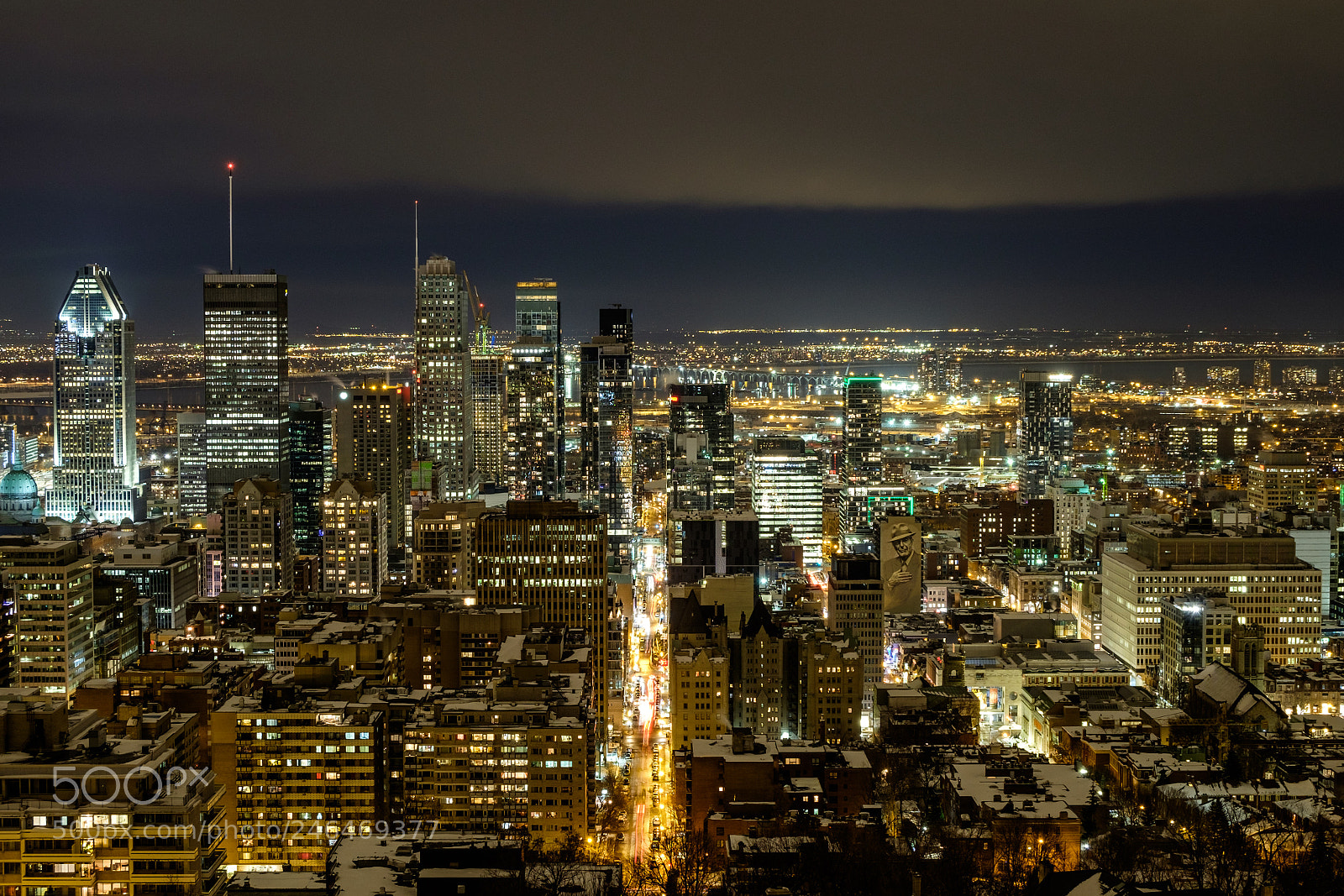 Fujifilm X-T10 sample photo. Montreal illuminated montr al photography