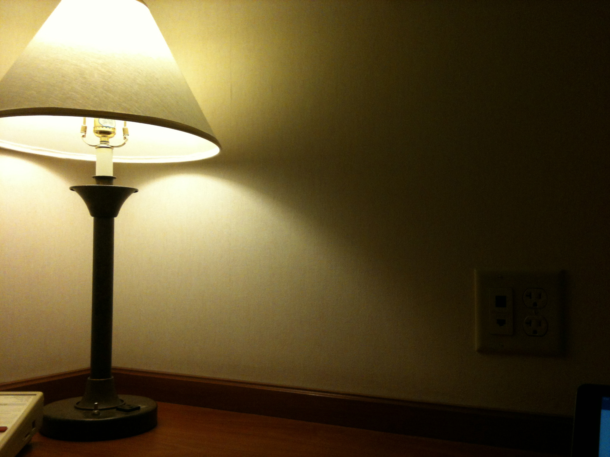 Apple iPhone 3GS sample photo. Habitación en un hotel en torreón la última vez que fui hace 2 años... photography