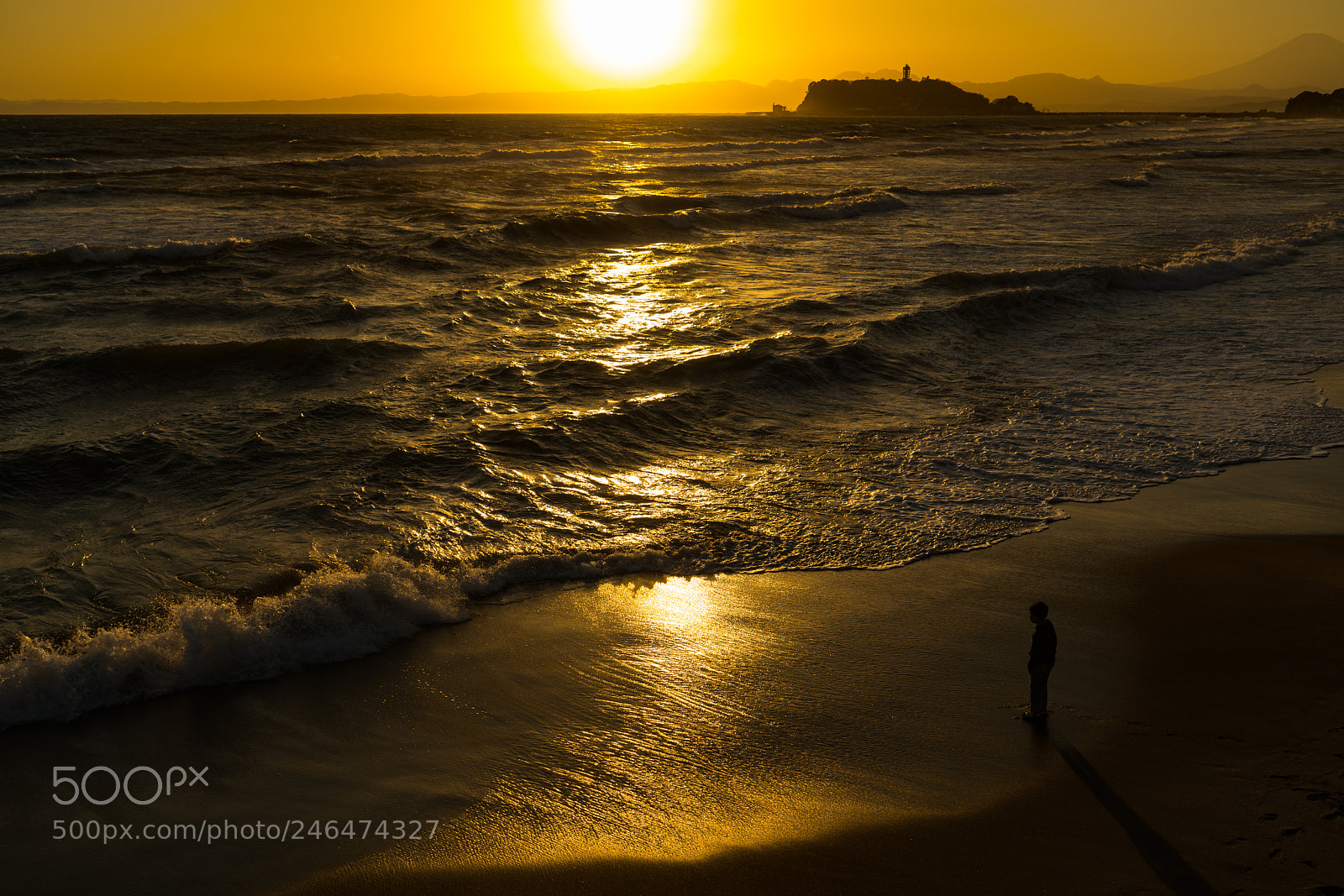 Sony a7R II sample photo. Sea and boy photography