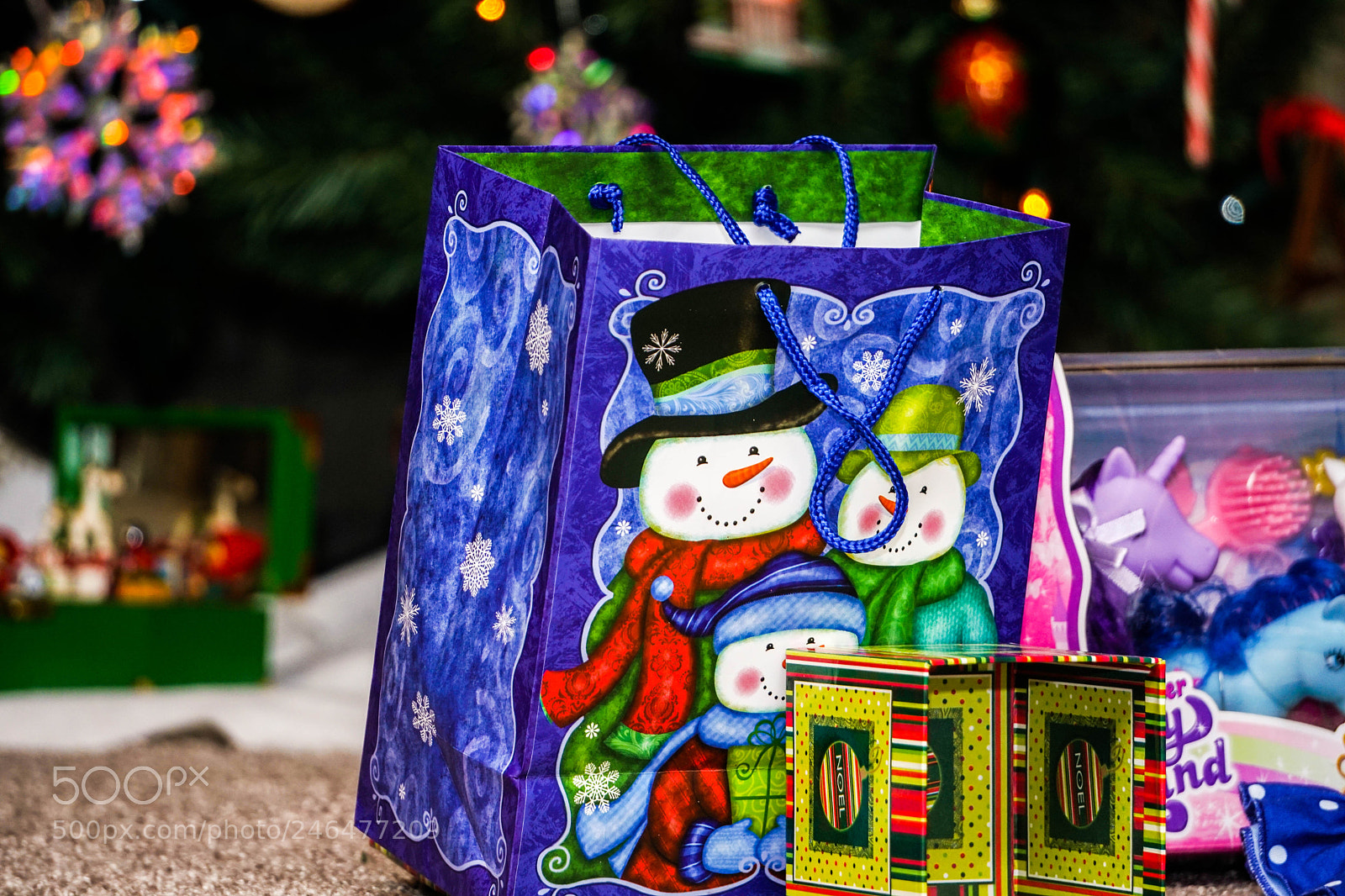 Sony a6300 sample photo. Christmas gifts photography