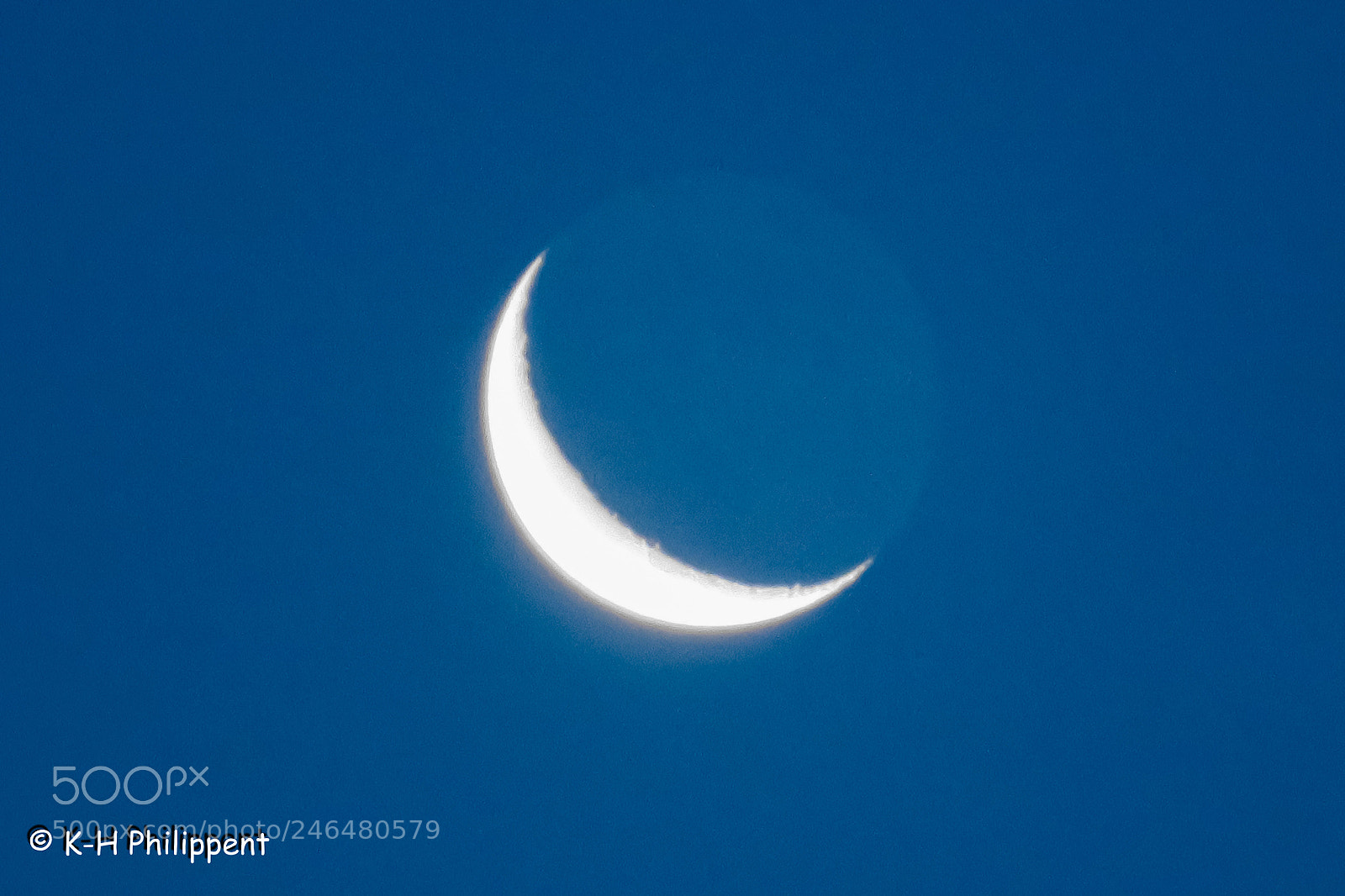 Canon PowerShot G3 X sample photo. The sloping moon at photography