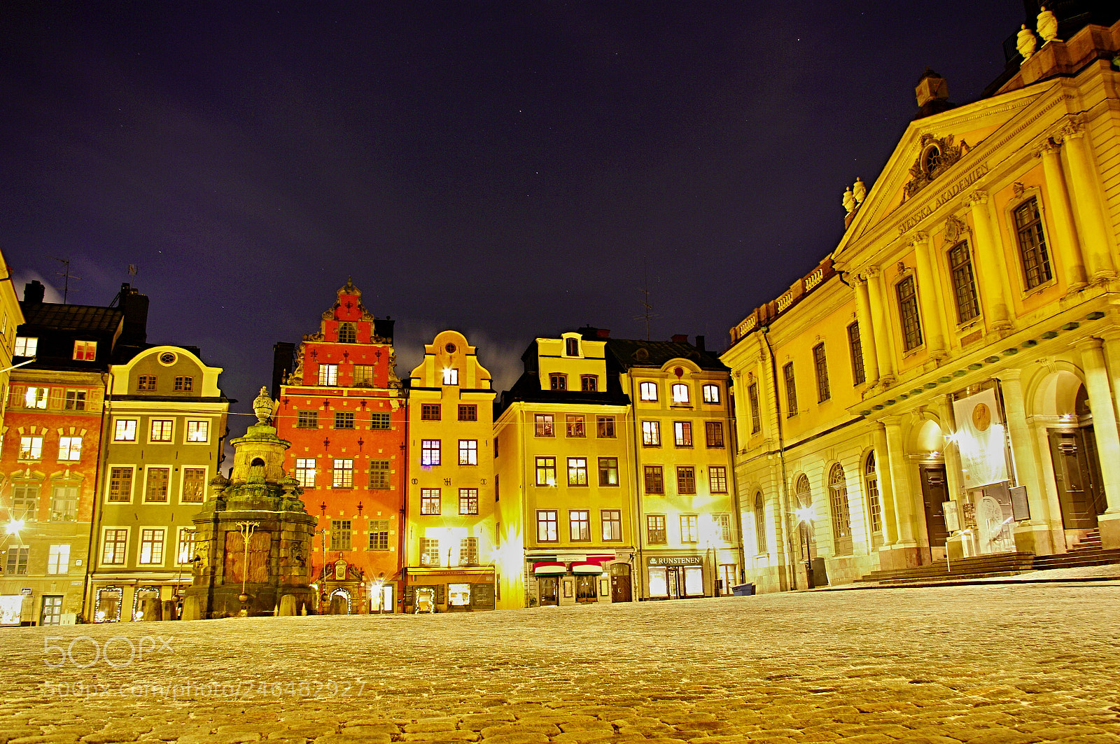 Pentax K20D sample photo. Stockholm night photography