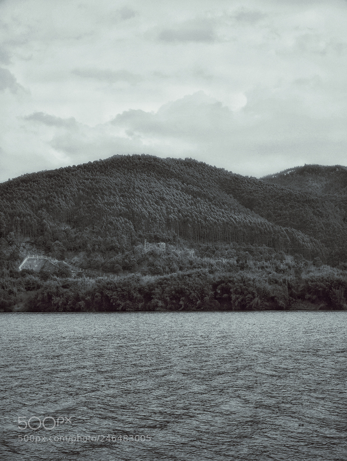 Panasonic Lumix DMC-GM1 sample photo. 河与山 photography