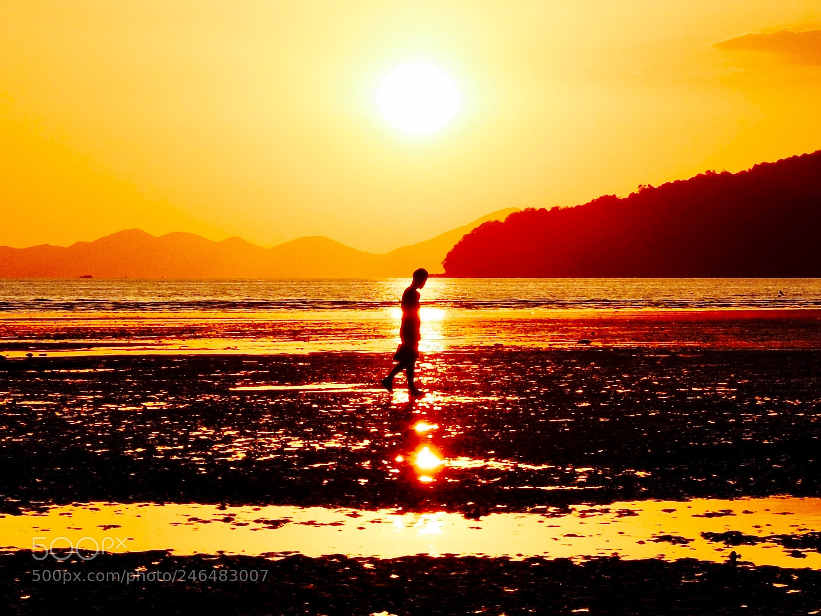 Fujifilm X30 sample photo. Golden sunset photography