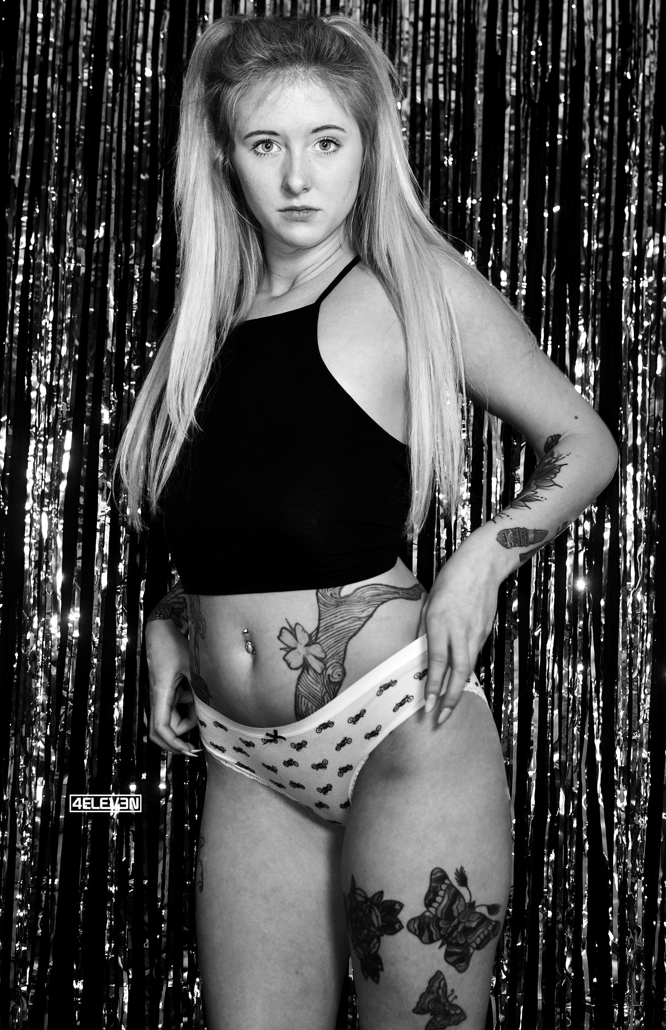 Nikon D7000 + Nikon AF-S DX Nikkor 35mm F1.8G sample photo. Black and white portrait for camille photography