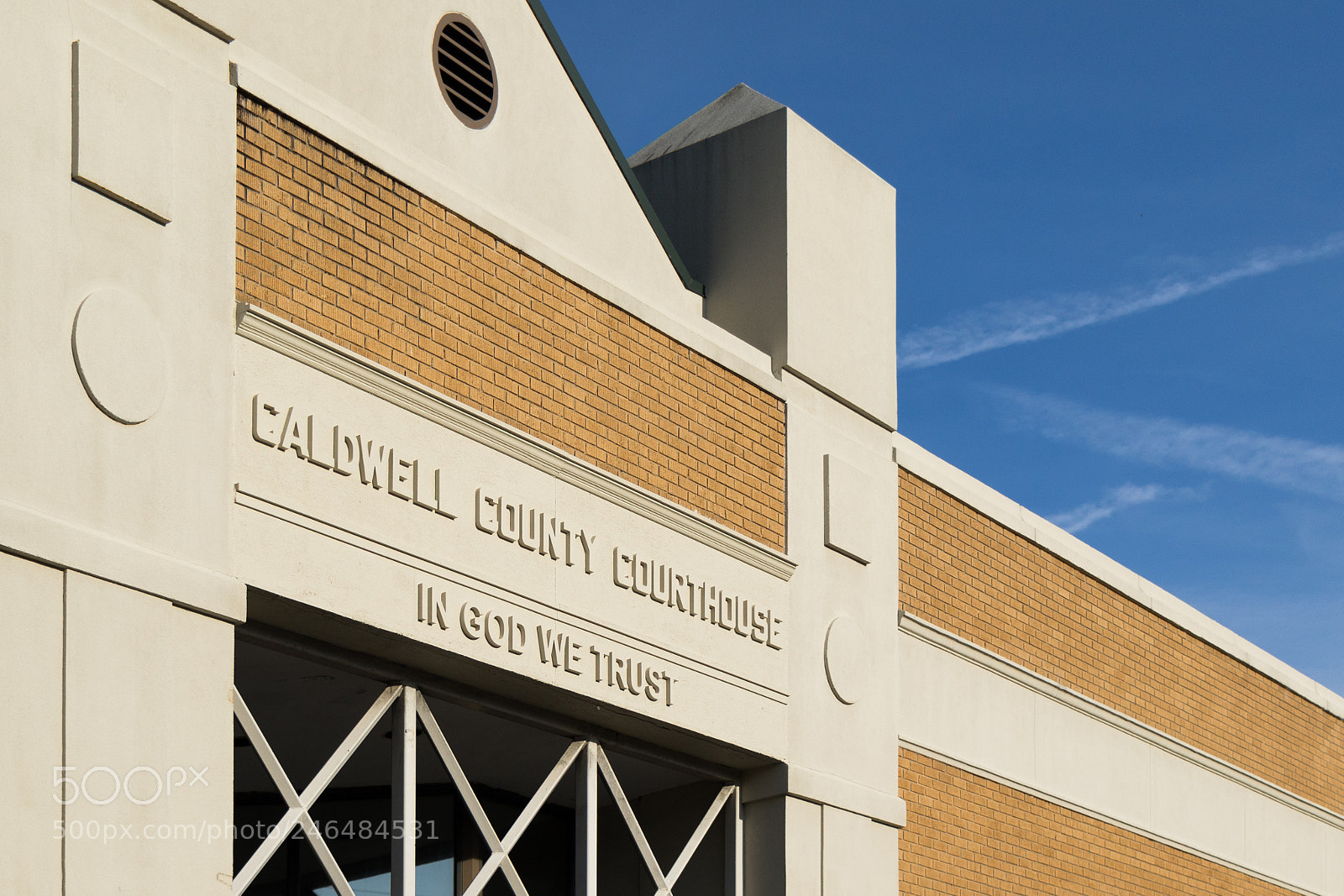 Canon EOS 7D Mark II sample photo. Courthouse photography