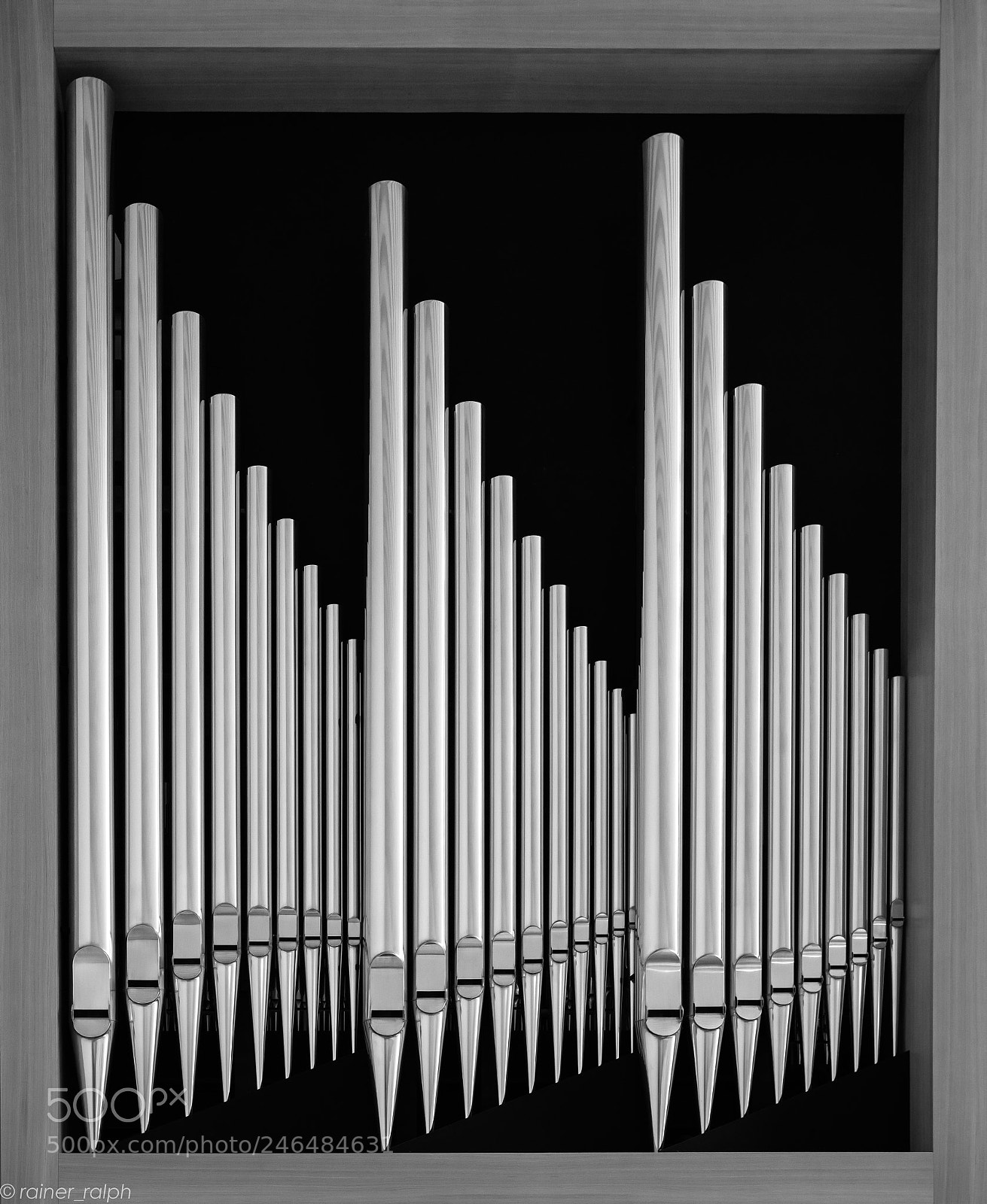 Sony a7R III sample photo. Organ in a modern photography