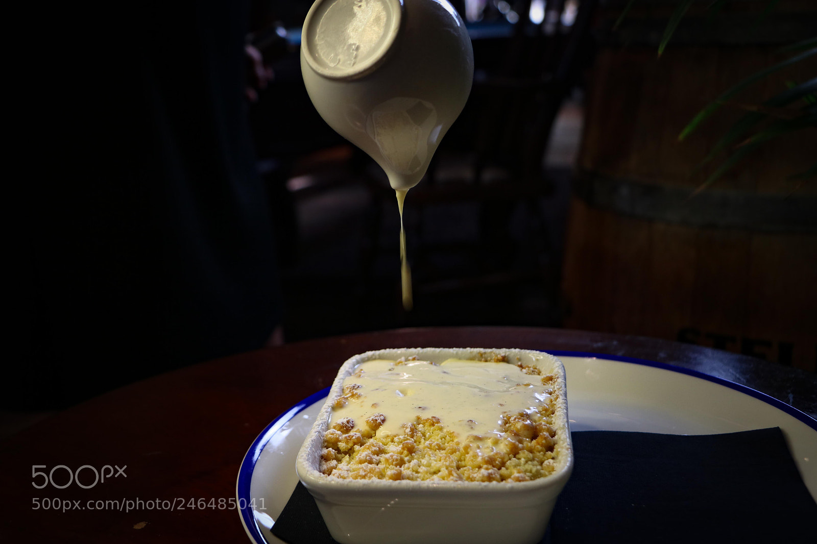 Canon EOS 750D (EOS Rebel T6i / EOS Kiss X8i) sample photo. Drip photography
