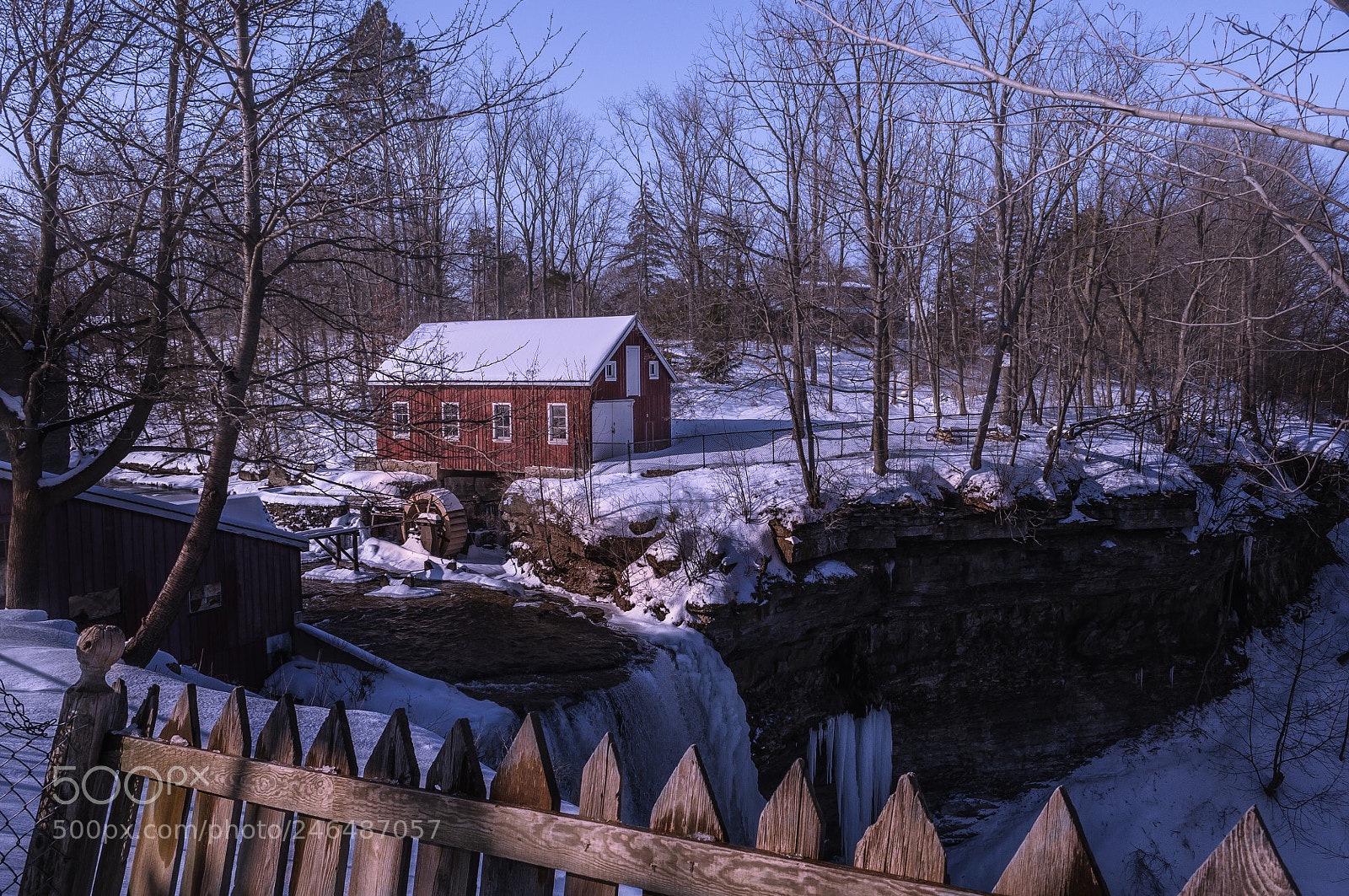 Nikon D5000 sample photo. Morningstar mill photography