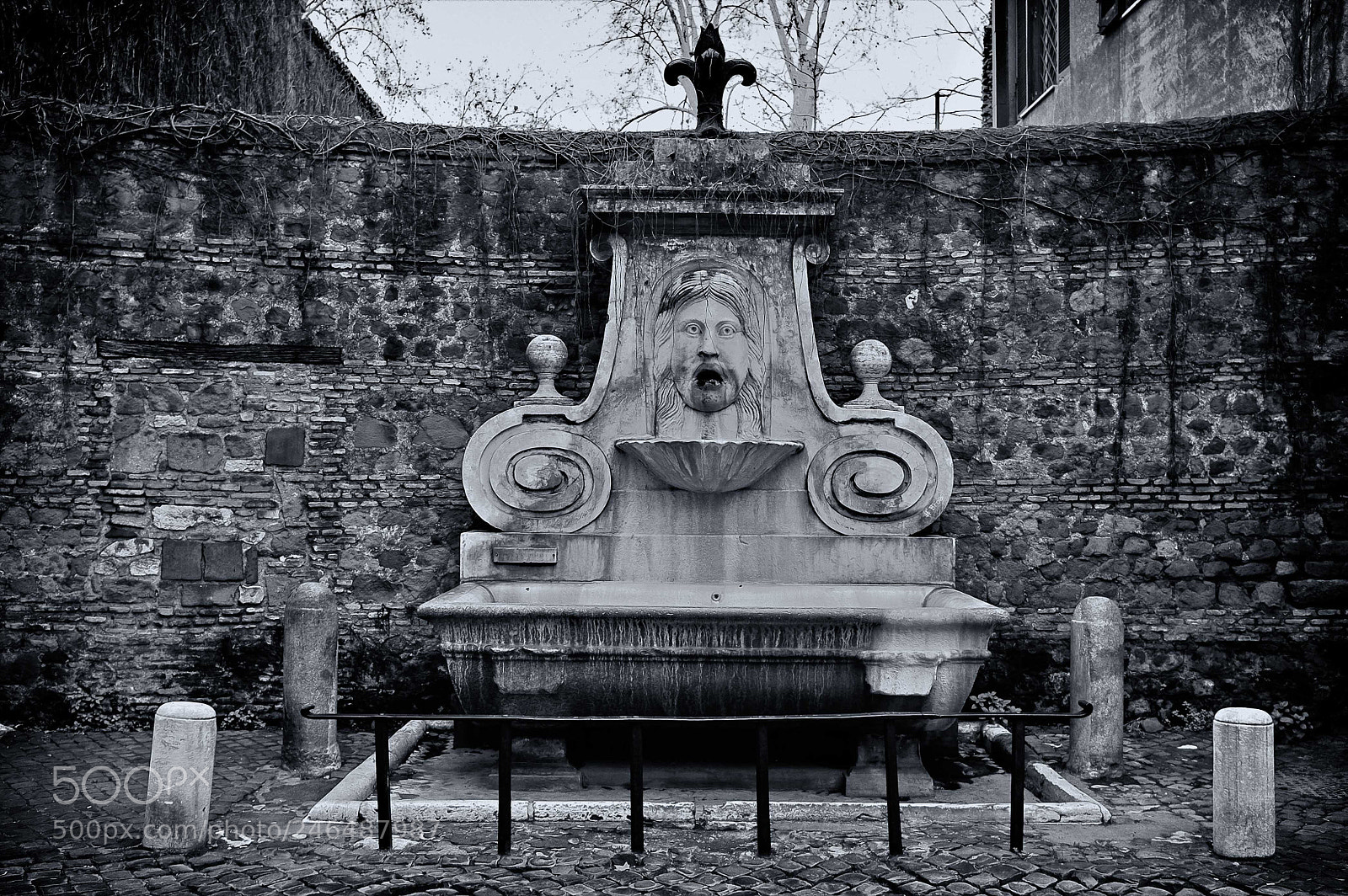 Fujifilm FinePix X100 sample photo. Fontana il mascherone photography