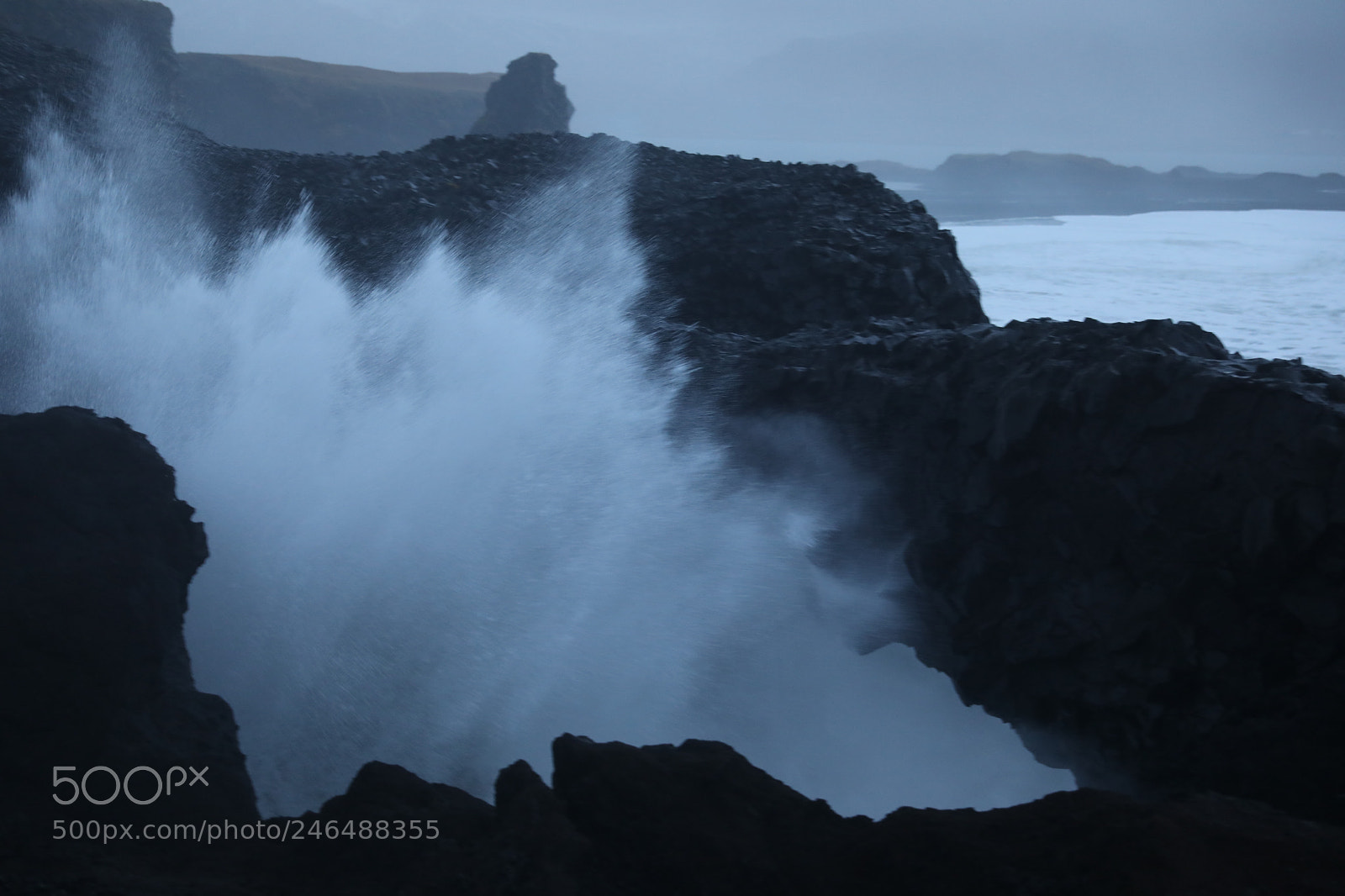 Canon EF 24-70mm F2.8L II USM sample photo. Iceland in january photography