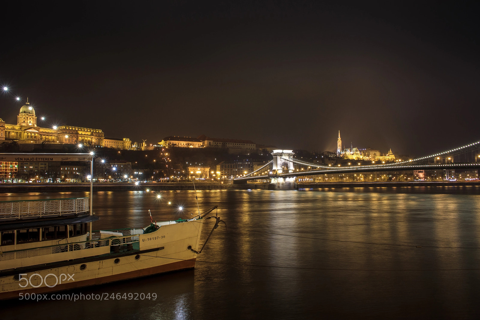 Canon EOS M5 sample photo. Budapest at night 2 photography