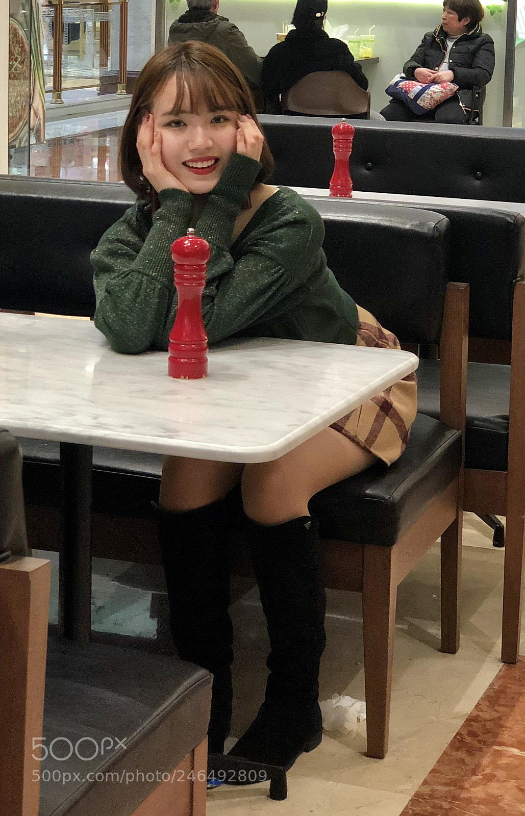 Apple iPhone X sample photo. 环球港 photography