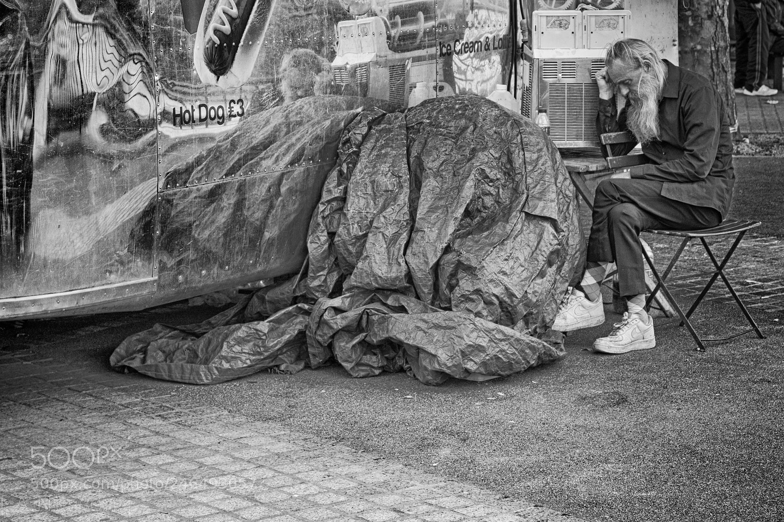 Nikon D7100 sample photo. Old man sleeping photography