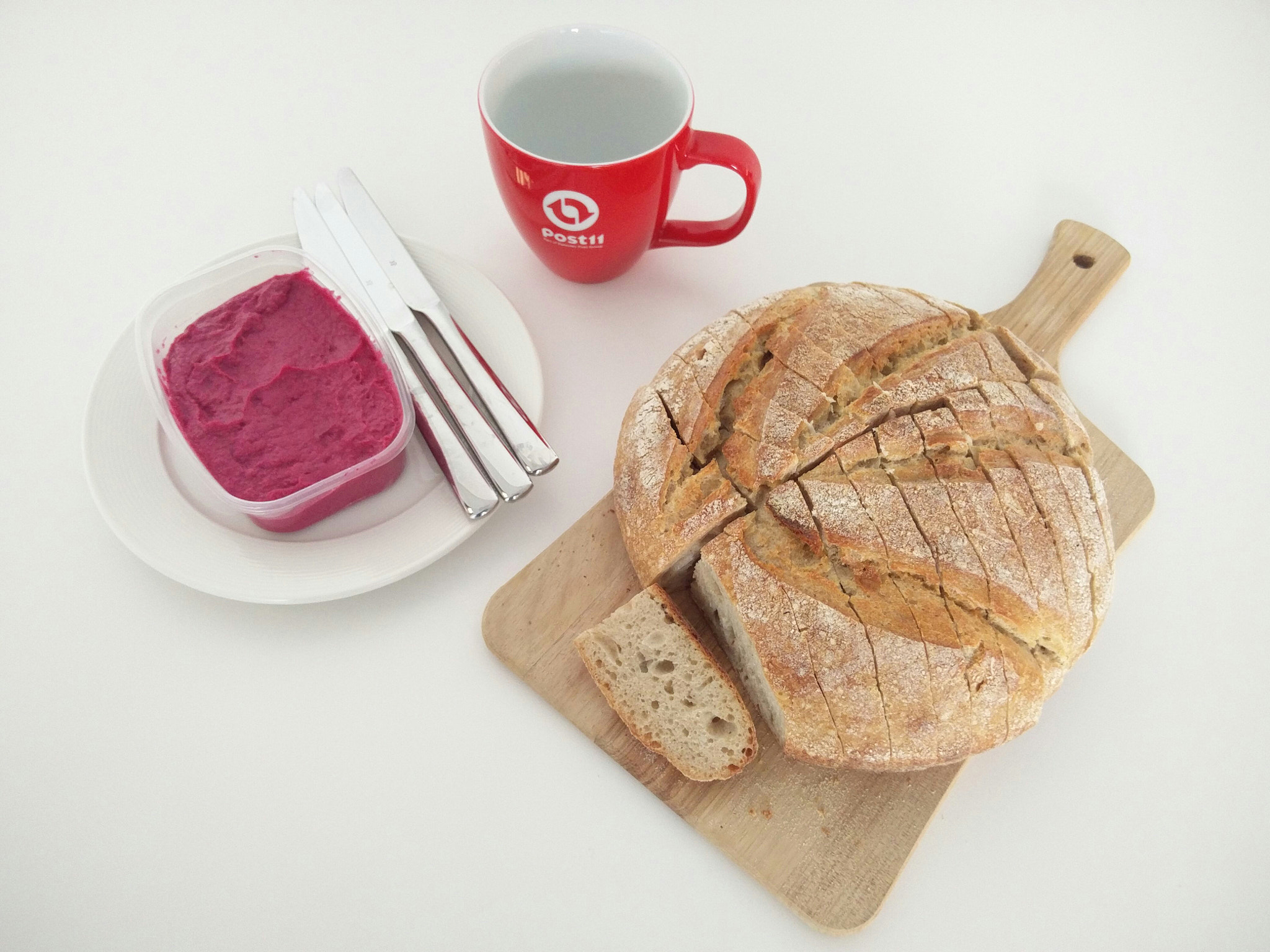 OnePlus 2 sample photo. Sourdough bread with beetroot hummus photography