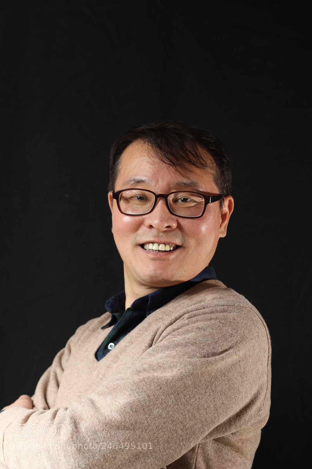 Canon EOS 600D (Rebel EOS T3i / EOS Kiss X5) + Canon EF 50mm F1.8 II sample photo. My studio selfie photography