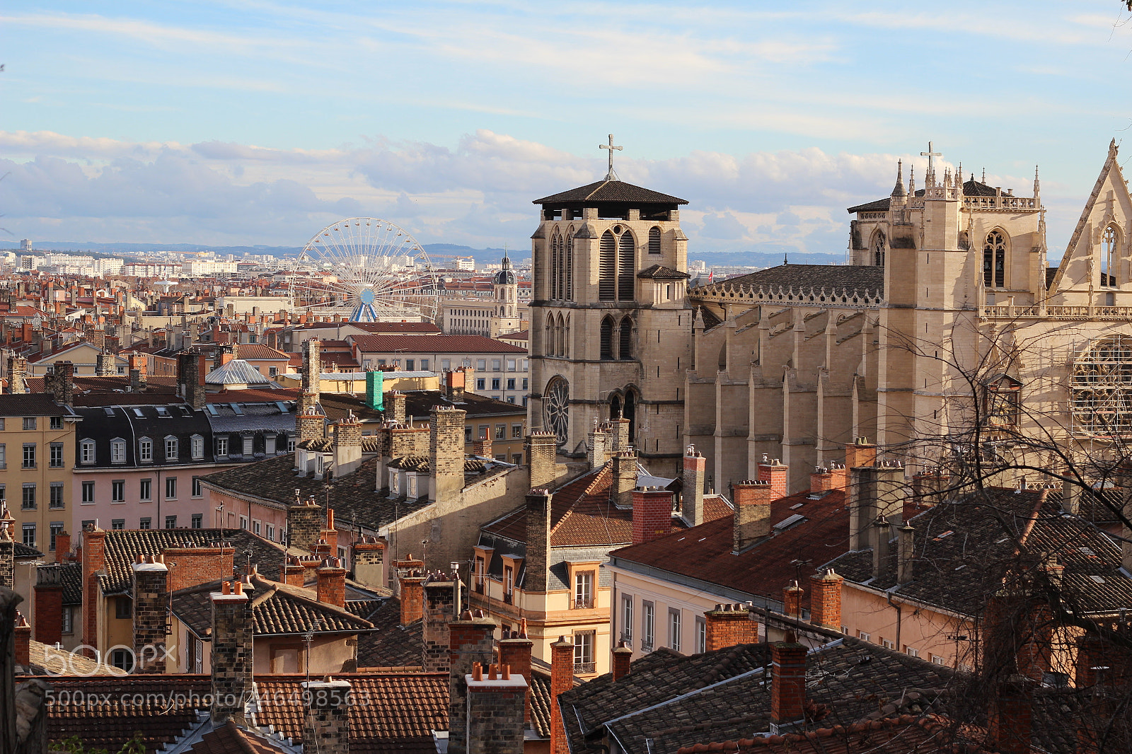 Canon EOS 600D (Rebel EOS T3i / EOS Kiss X5) + Canon EF 50mm F1.8 II sample photo. Lyon cityscape from fourvi photography
