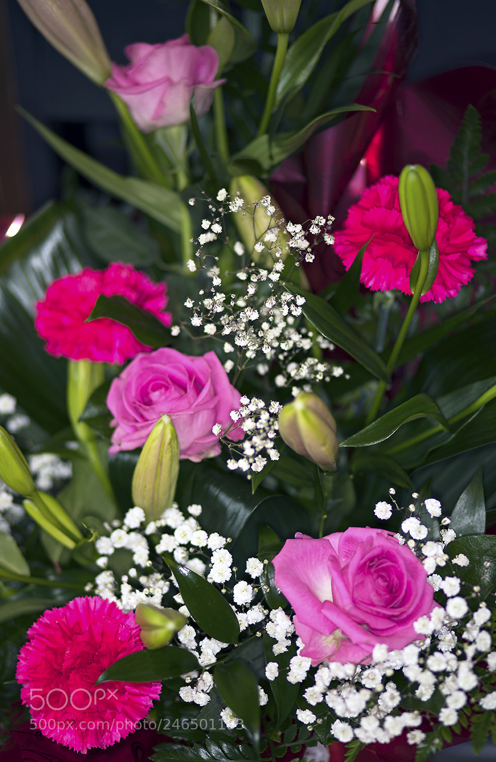 Canon EOS 5D Mark IV sample photo. Valentines day flowers photography