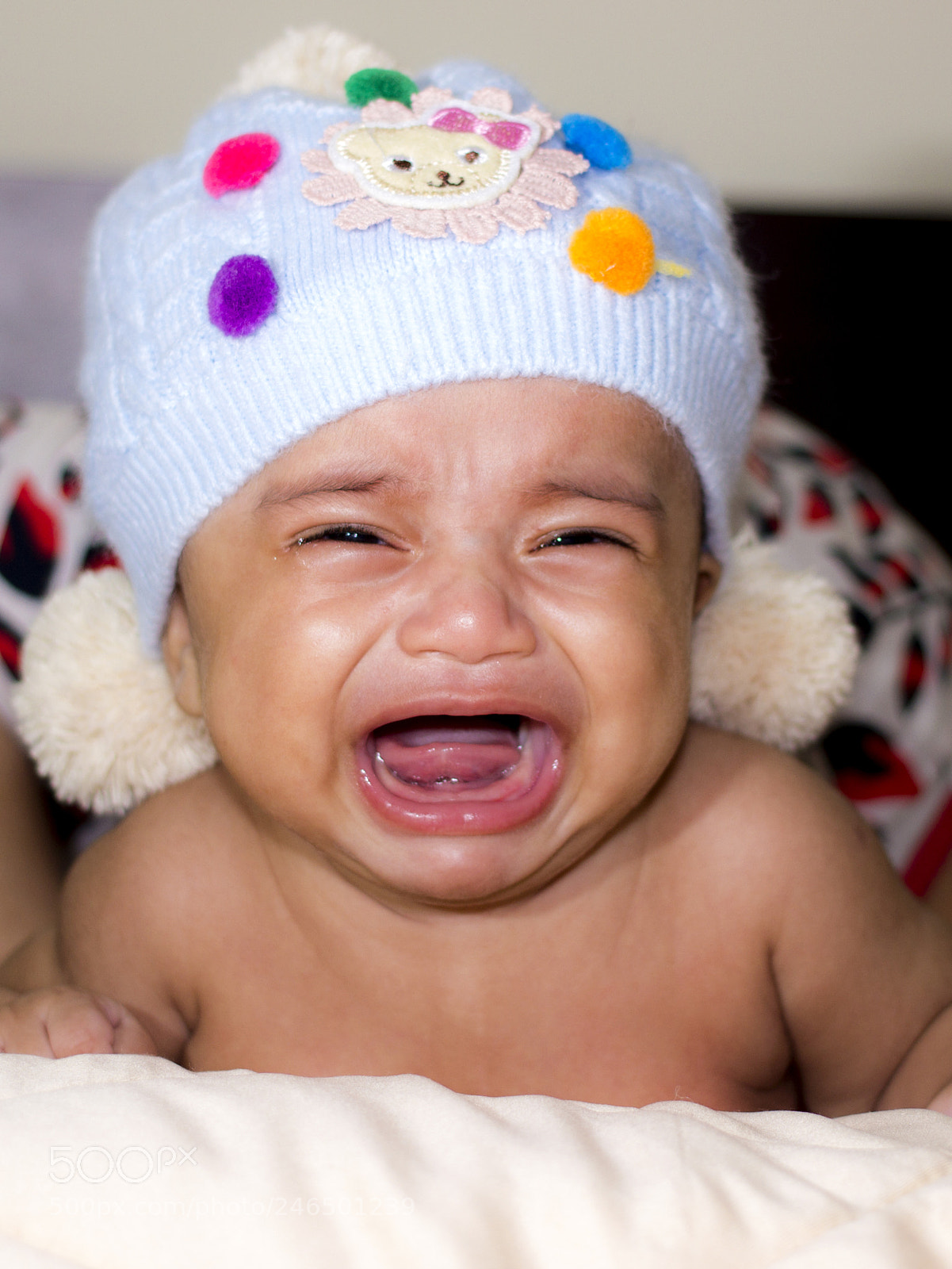 Canon EOS 600D (Rebel EOS T3i / EOS Kiss X5) sample photo. Crybaby photography