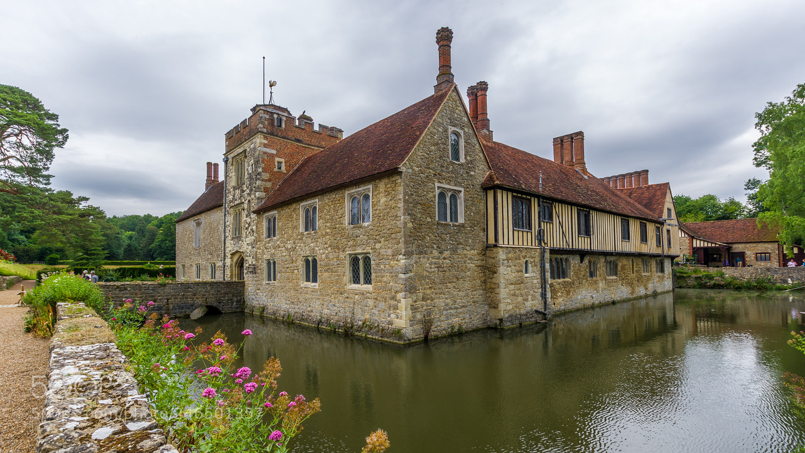 Pentax K-3 II sample photo. Ightham mote photography
