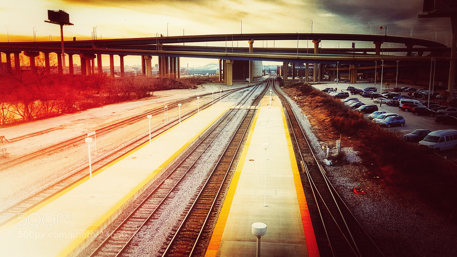 Samsung Galaxy S8 sample photo. Milwaukee train station photography
