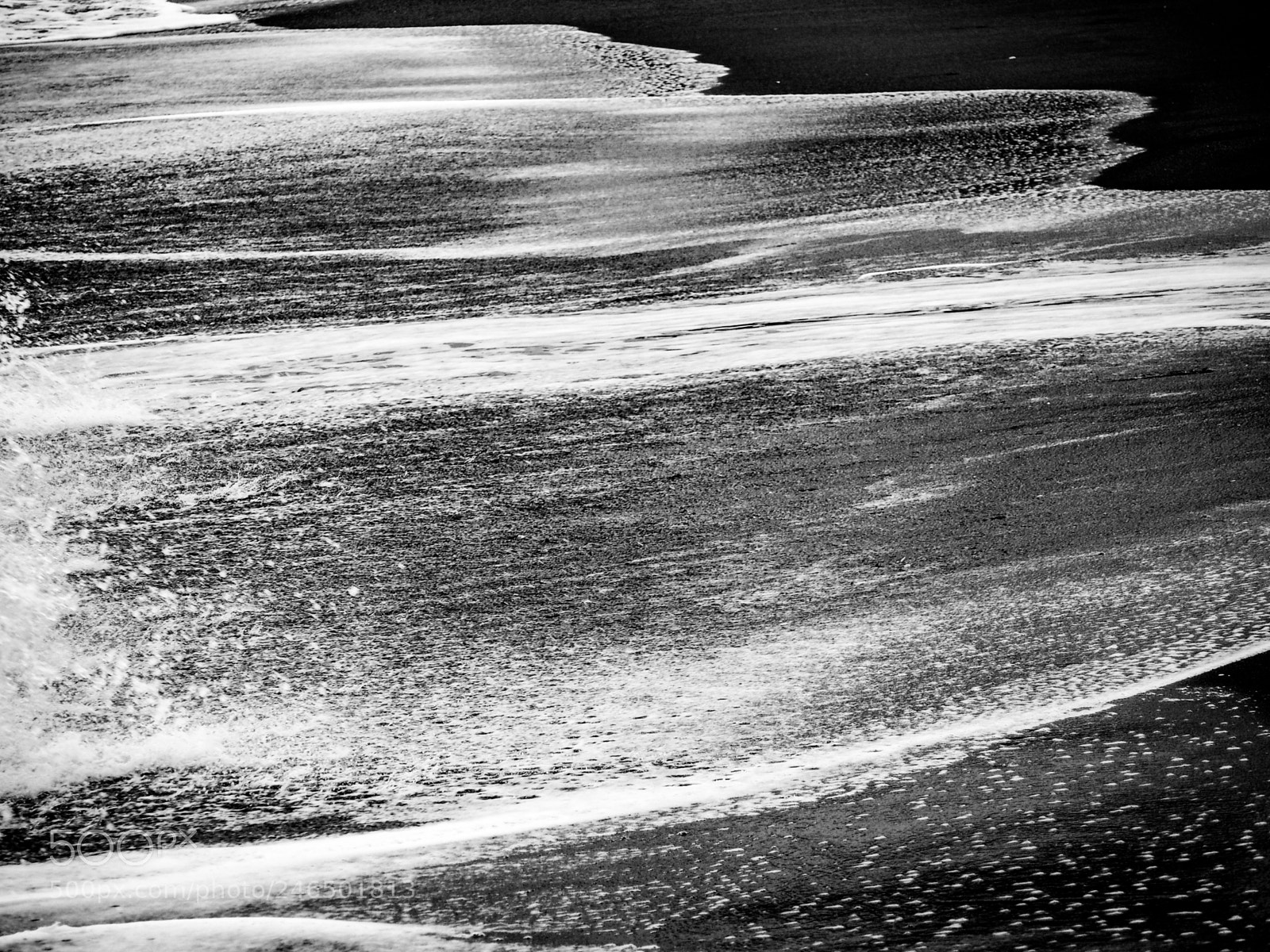 Olympus OM-D E-M10 sample photo. Outgoing waves photography