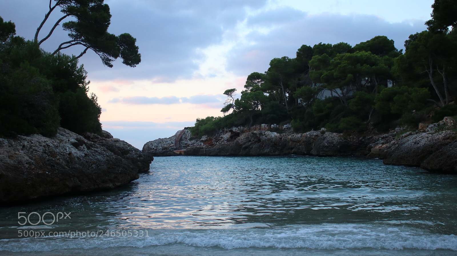 Canon EOS 750D (EOS Rebel T6i / EOS Kiss X8i) sample photo. Calma. photography