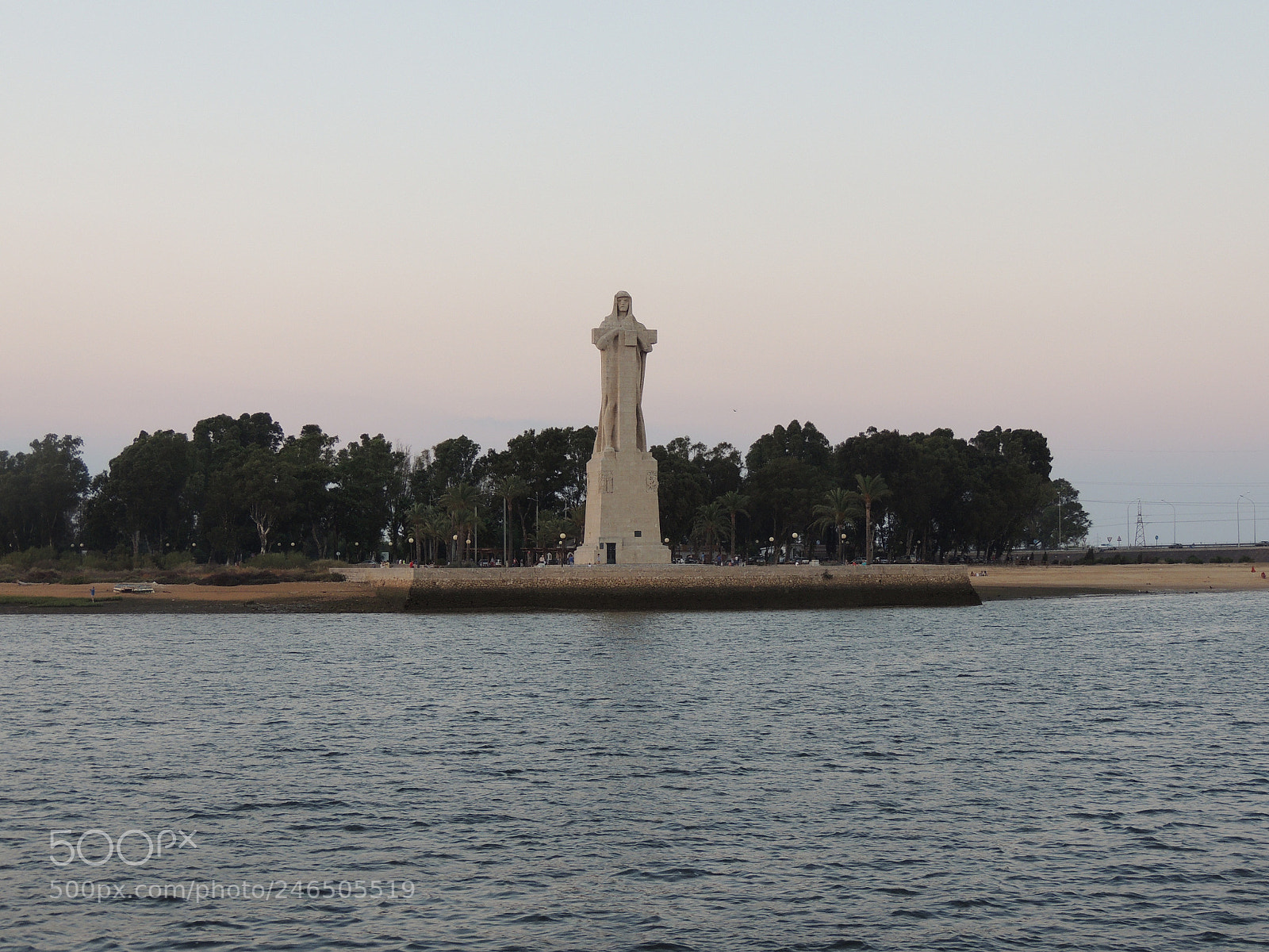 Nikon Coolpix P510 sample photo. Monumento fe descubridora photography