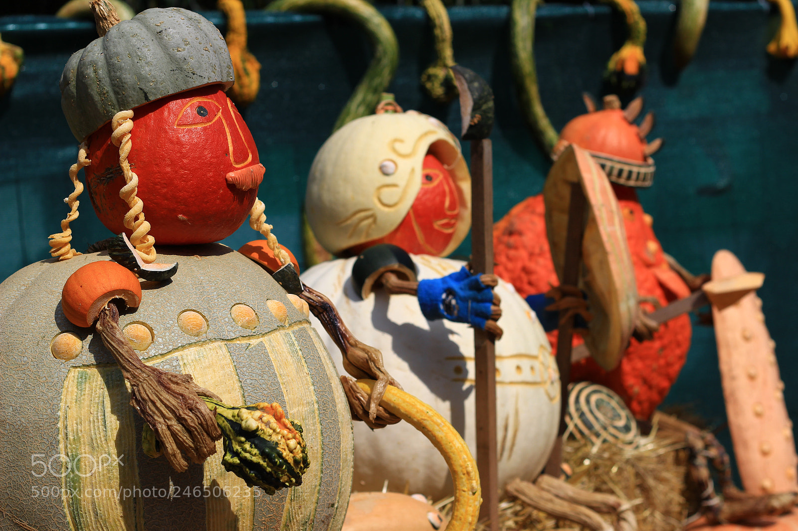 Canon EOS 600D (Rebel EOS T3i / EOS Kiss X5) sample photo. Pumkin soldiers photography