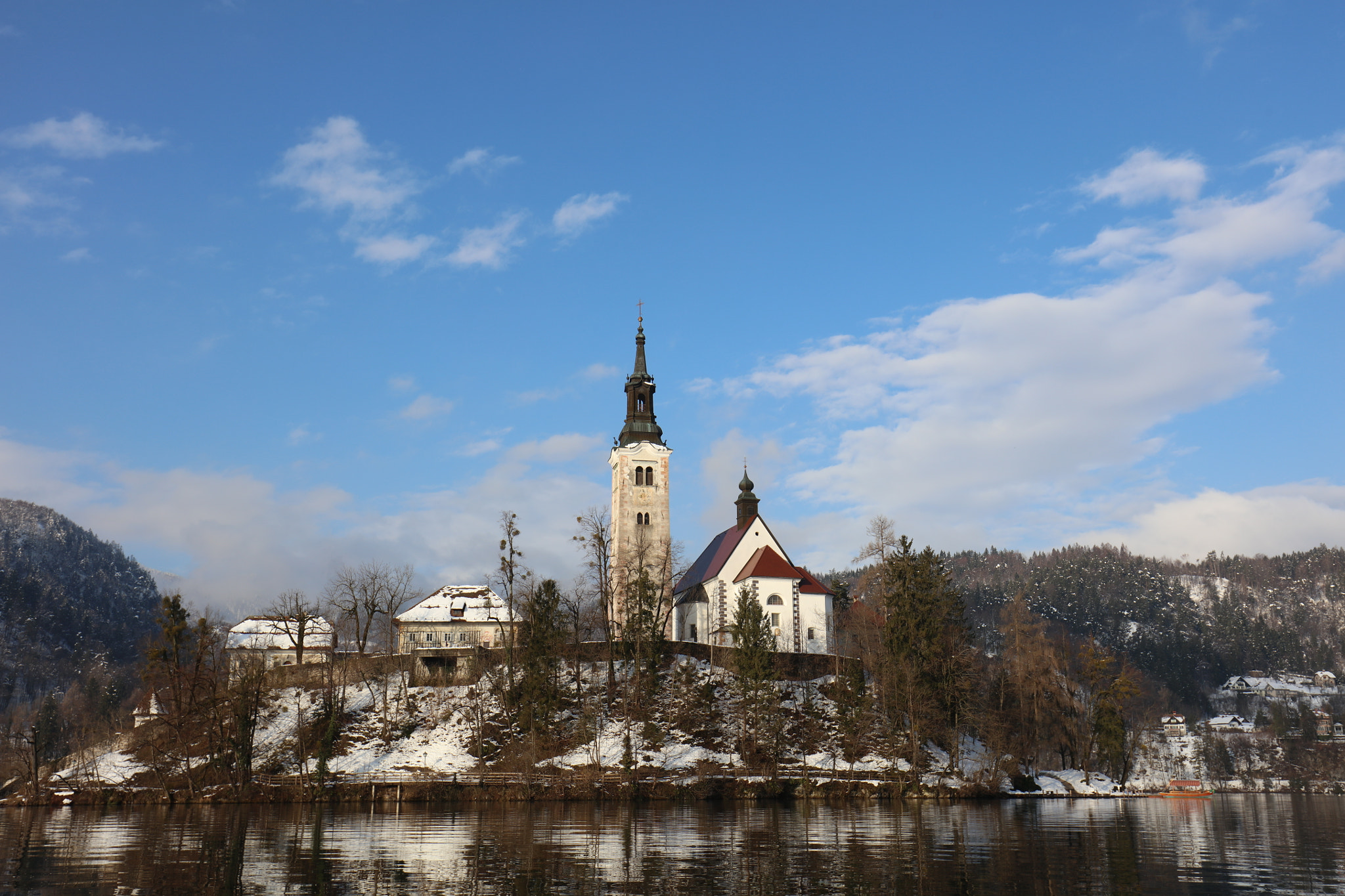 Canon EF 16-35mm F4L IS USM sample photo. Lake bled photography