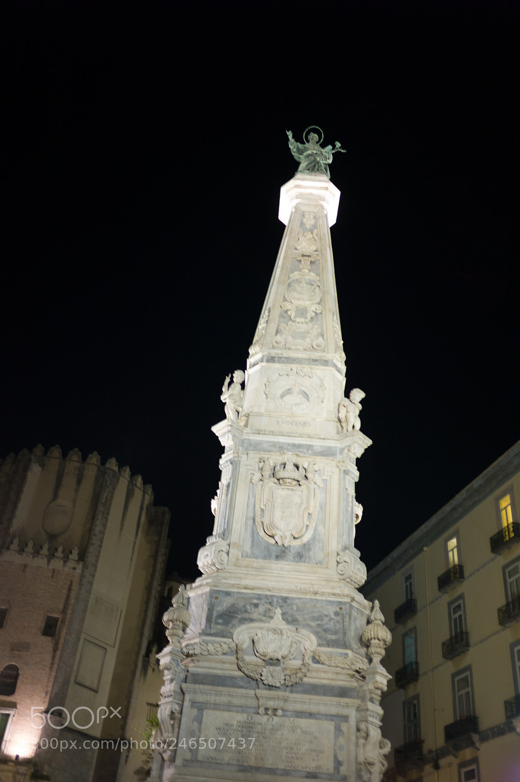 Leica M9 sample photo. San domenico maggiore square photography