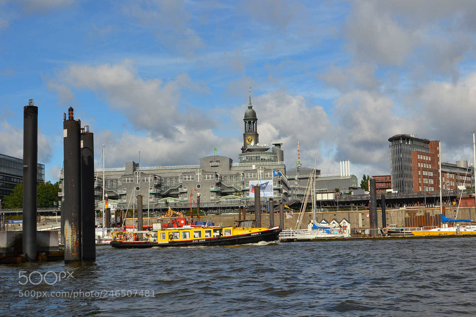Nikon D3100 sample photo. Hamburg photography