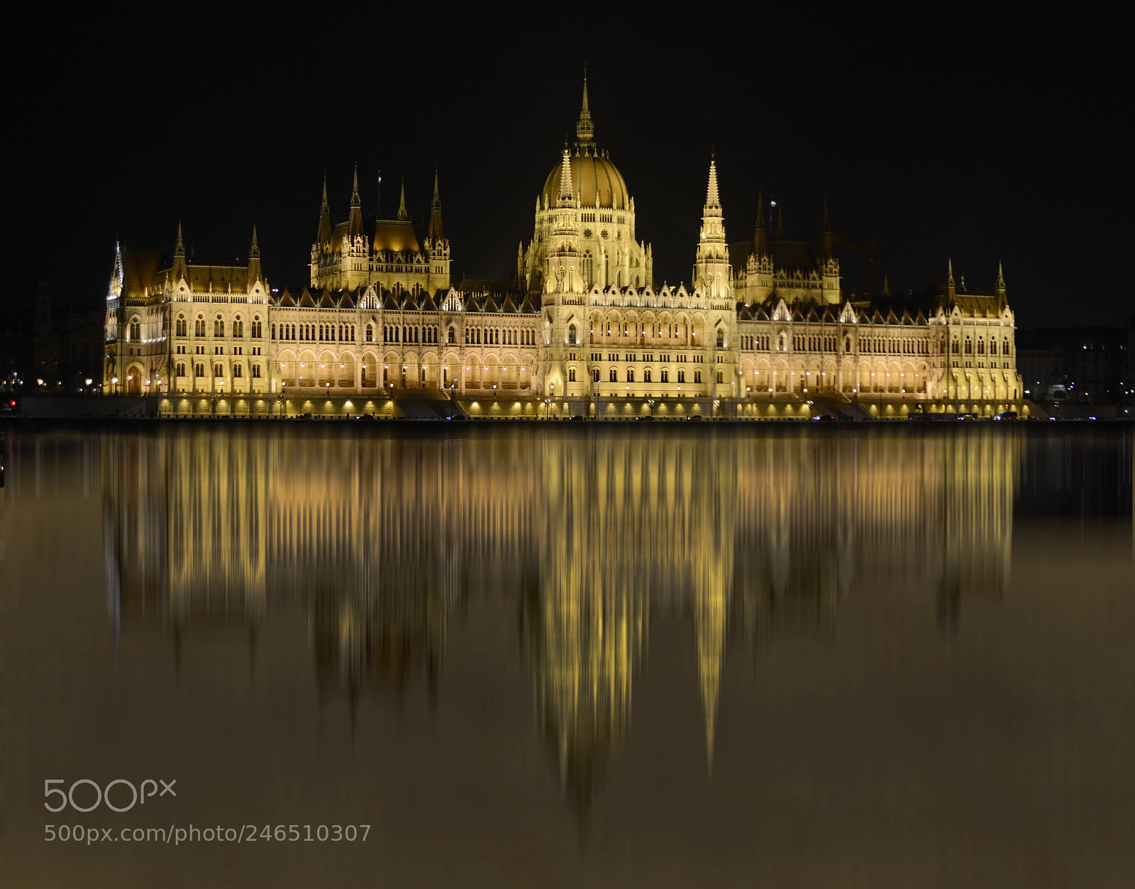 Nikon D7100 sample photo. Budapest reflection photography