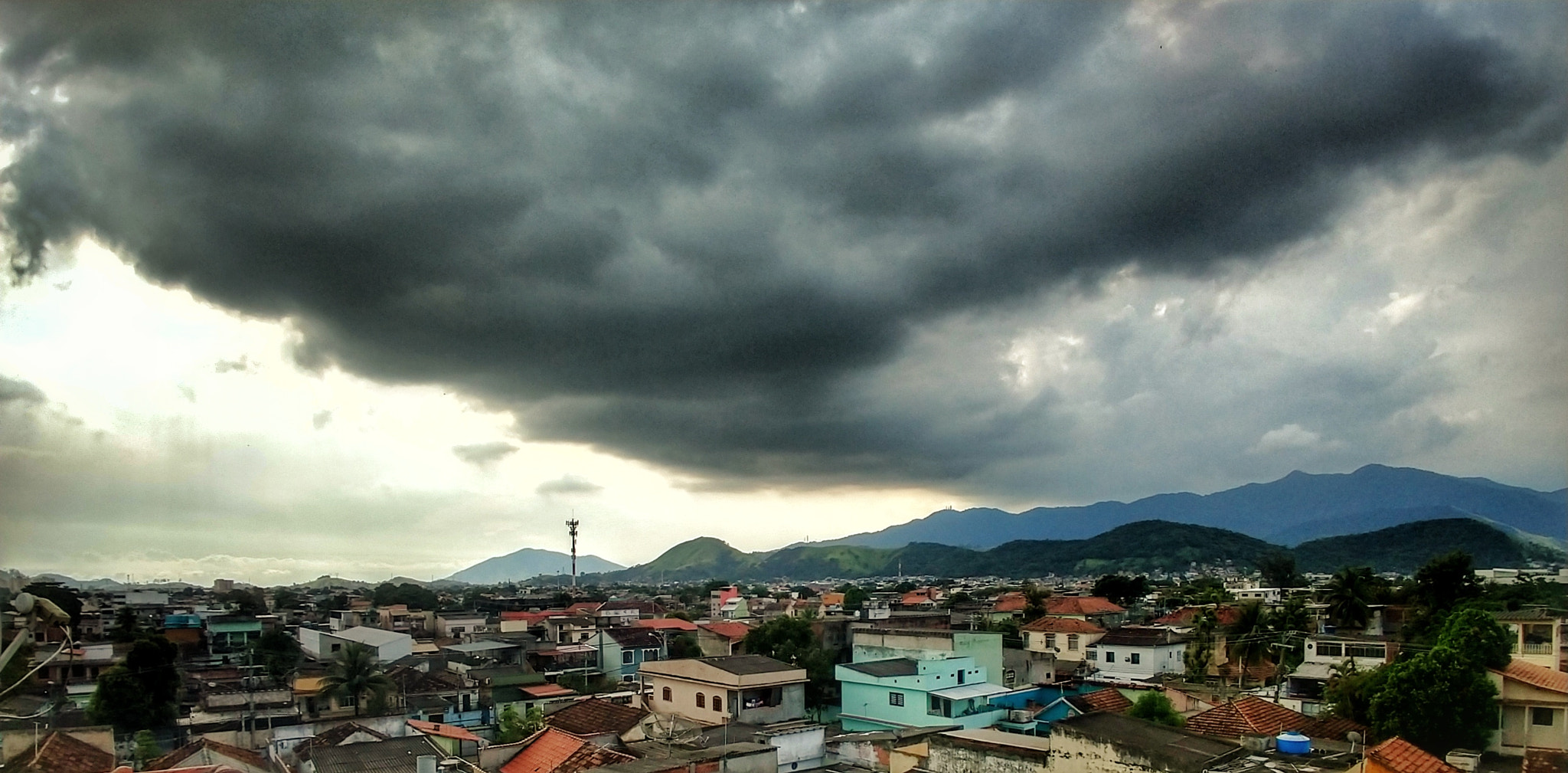 Motorola moto x4 sample photo. Céu de bangu. photography