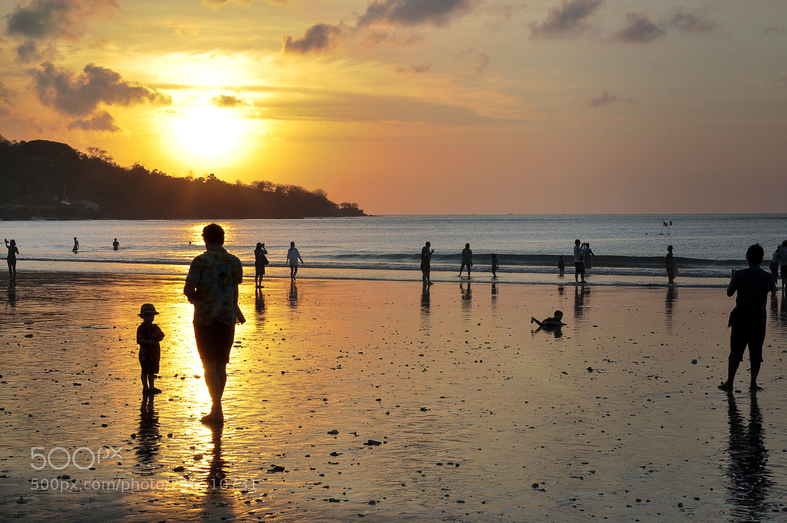 Nikon D90 sample photo. Sunset and silhouettes photography