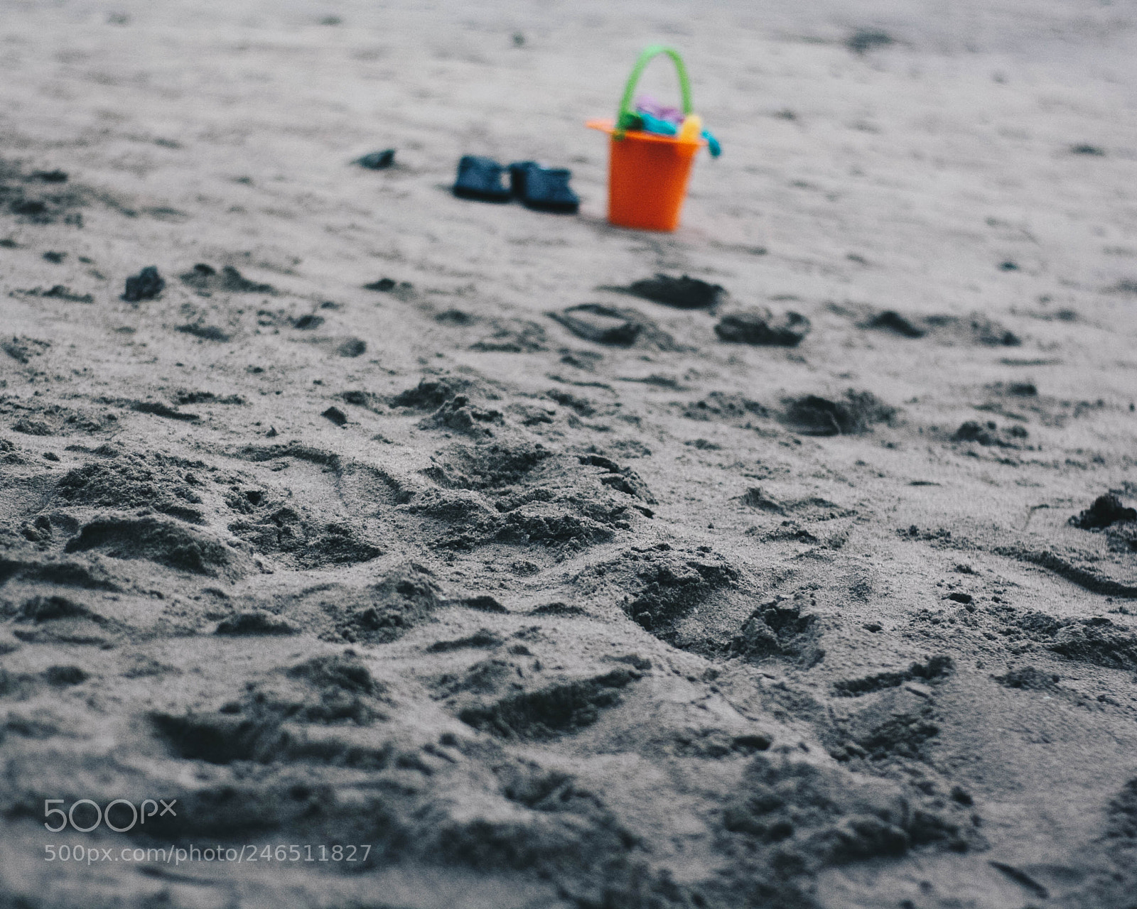 Canon EOS 1000D (EOS Digital Rebel XS / EOS Kiss F) sample photo. Beach time! photography
