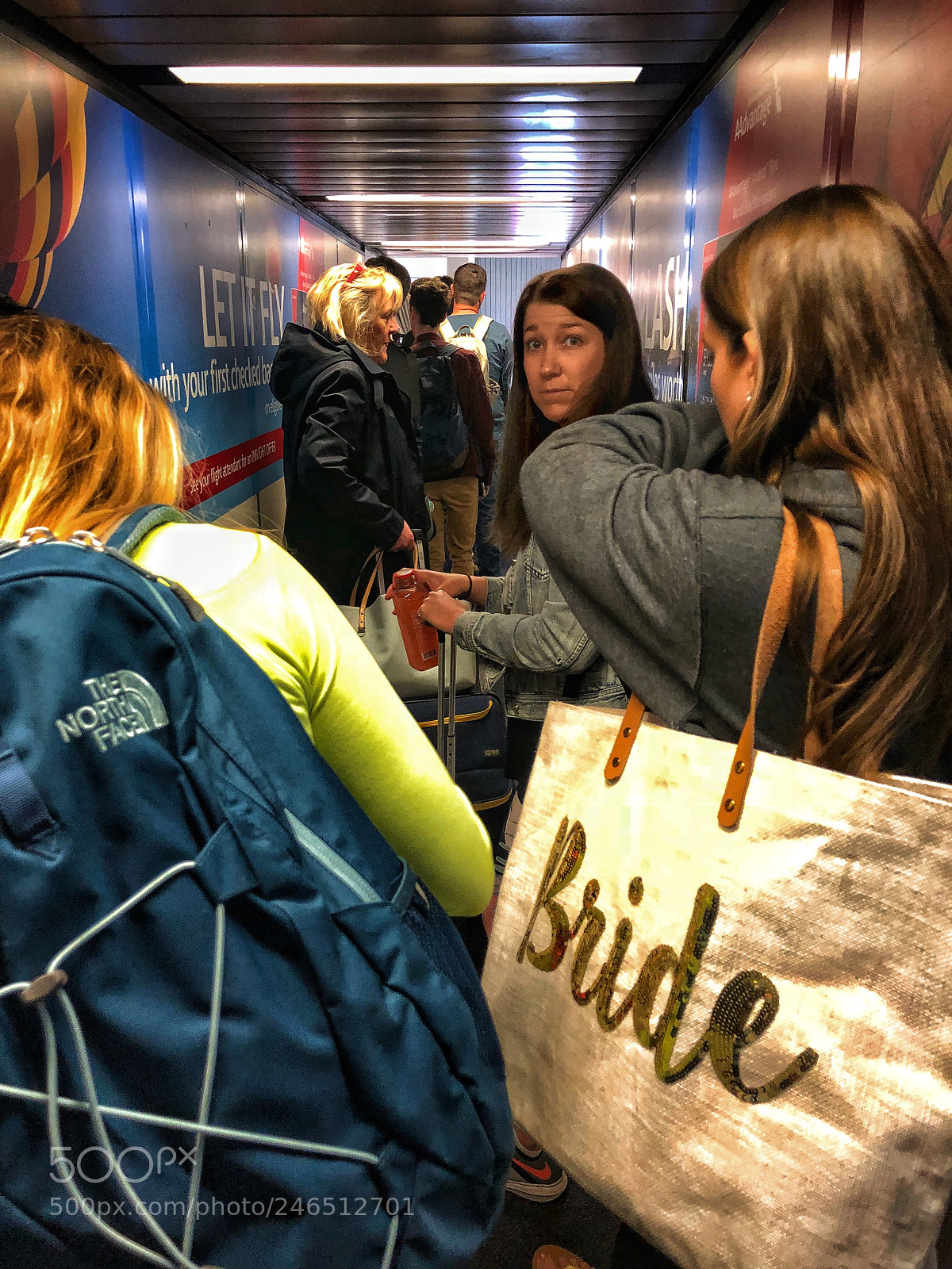 Apple iPhone X sample photo. Waiting to board in photography