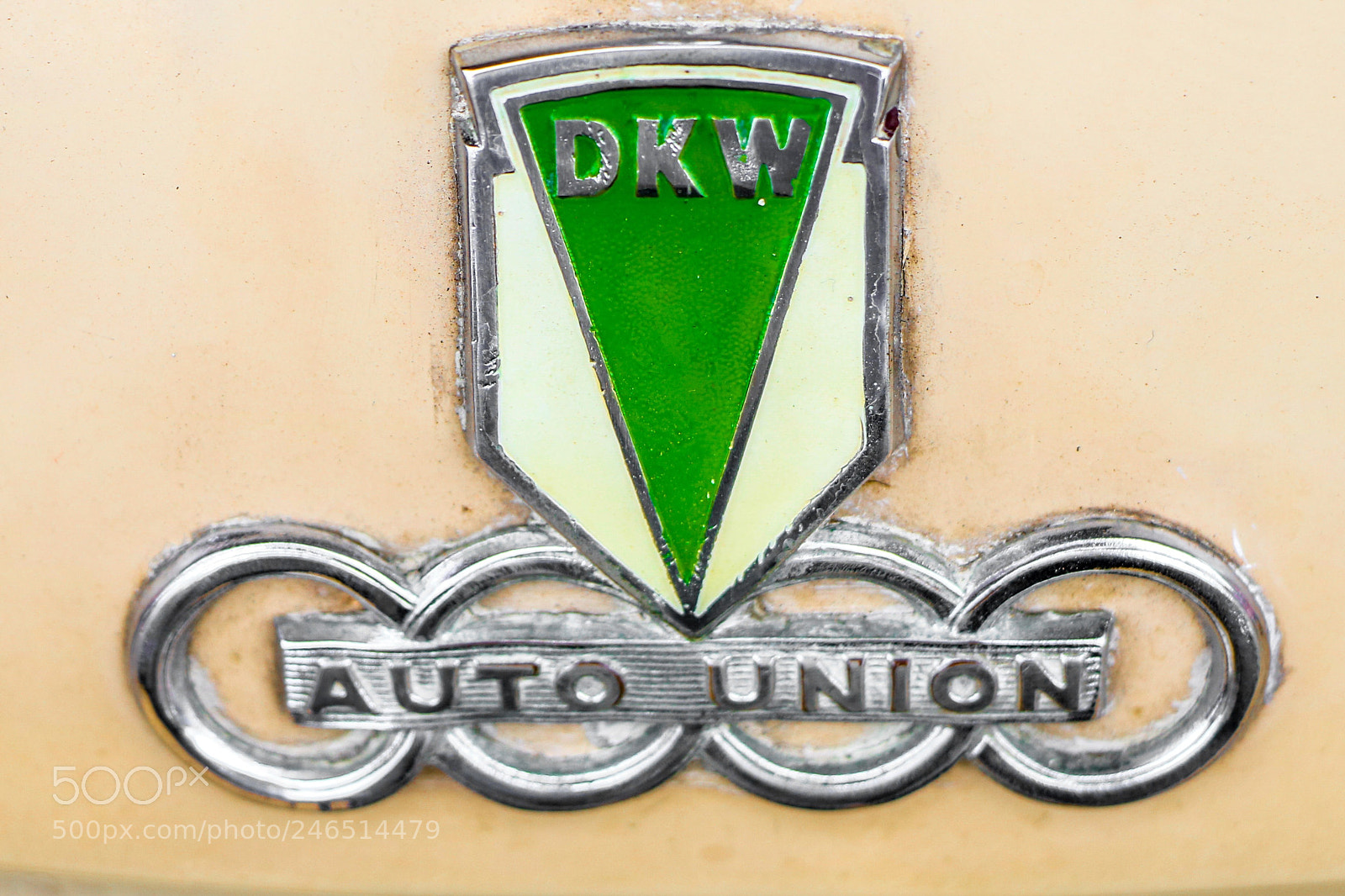 Canon EOS 760D (EOS Rebel T6s / EOS 8000D) sample photo. Dkw badge photography