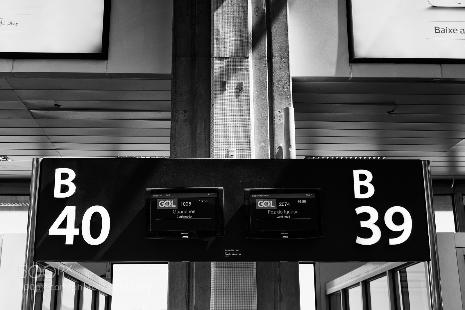 Sony a6300 sample photo. Aeroport photography