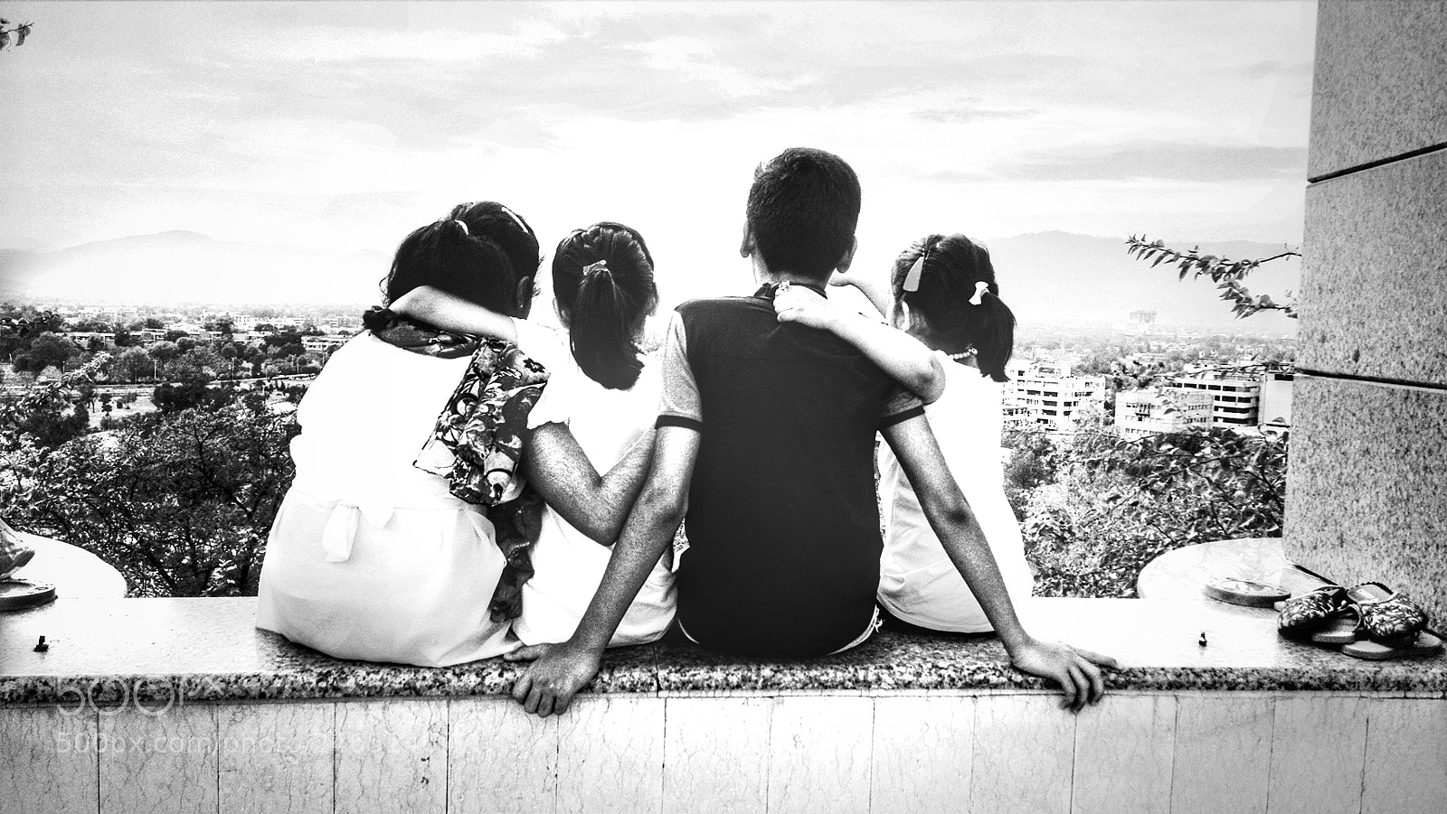 Motorola XT1080 sample photo. Childhood in b&w photography
