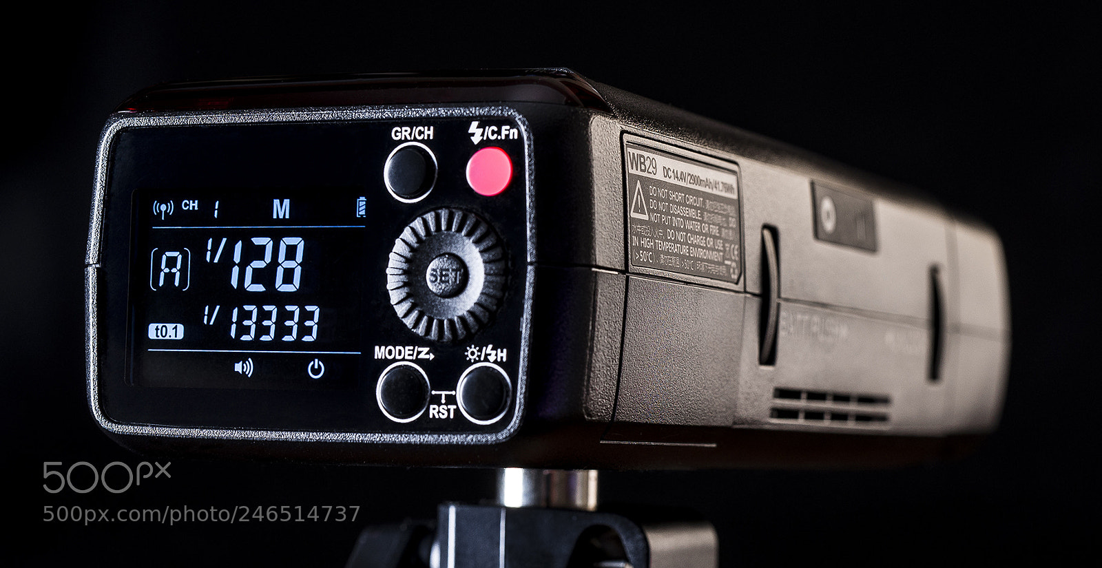 Nikon D610 sample photo. My favorit lighting equipment photography