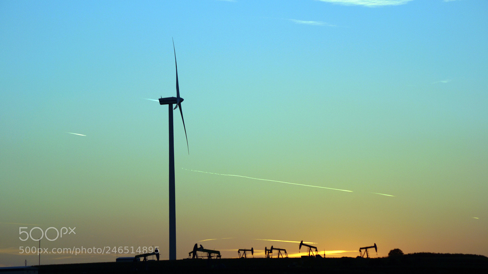 Sony SLT-A77 sample photo. Wind versus oil photography