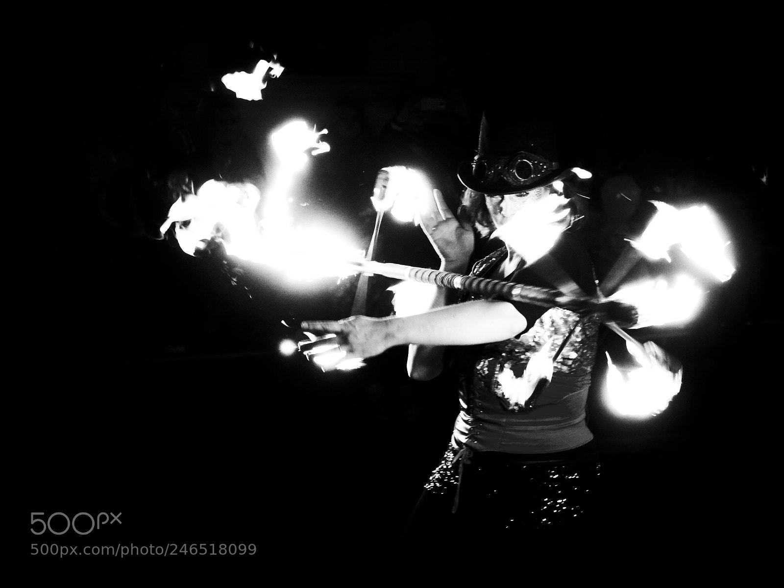 Olympus OM-D E-M10 II sample photo. Fireshow 2 photography