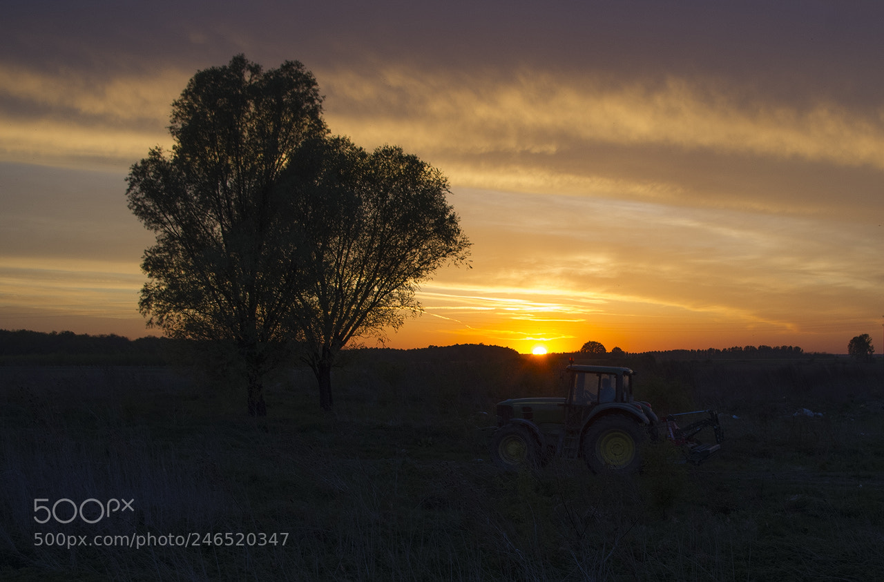 Pentax K-x sample photo. Farmer photography