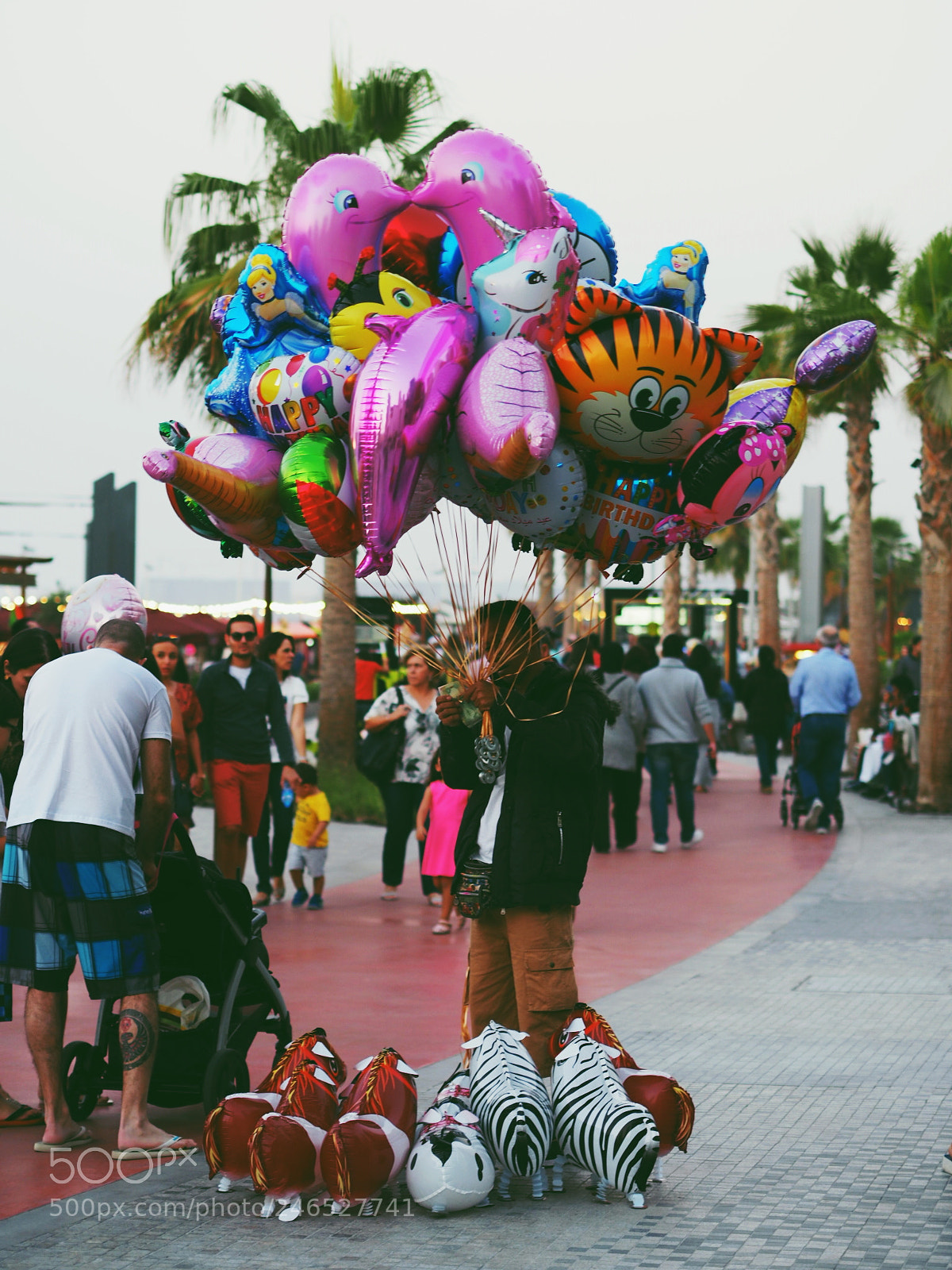 Olympus PEN-F sample photo. Balloons photography