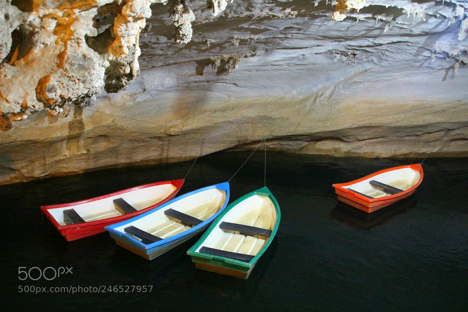 Canon EOS 100D (EOS Rebel SL1 / EOS Kiss X7) sample photo. The cave photography