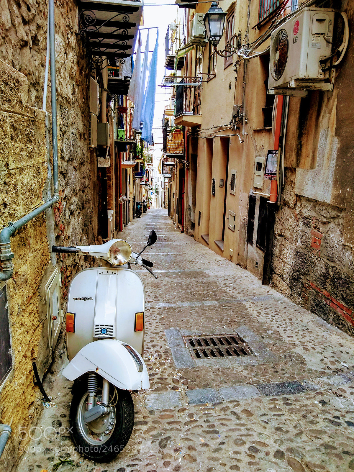Motorola Moto G (5S) Plus sample photo. Could it be anymore photography